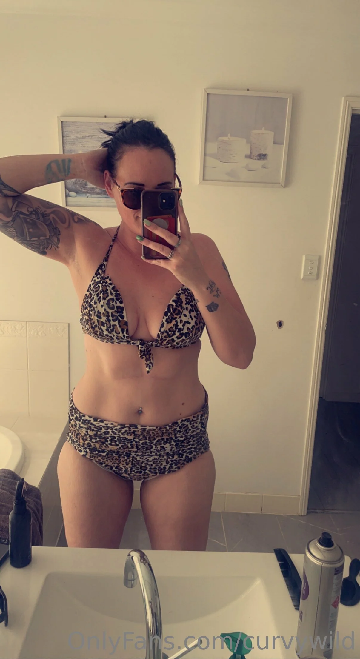 Australian Tattoo Sub OnlyFans exclusive photo 12 - curvywild premium content