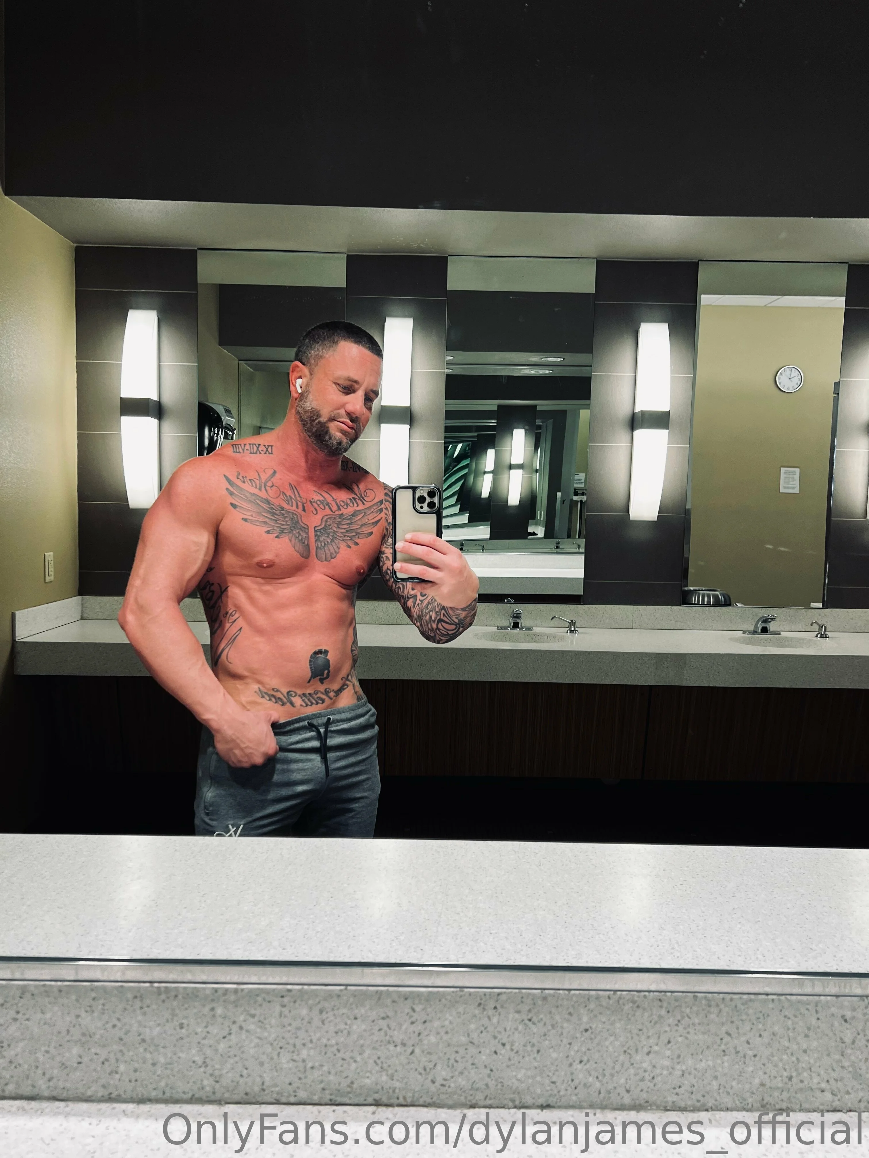 James Richard OnlyFans exclusive photo 1 - daddy_jame5 premium content