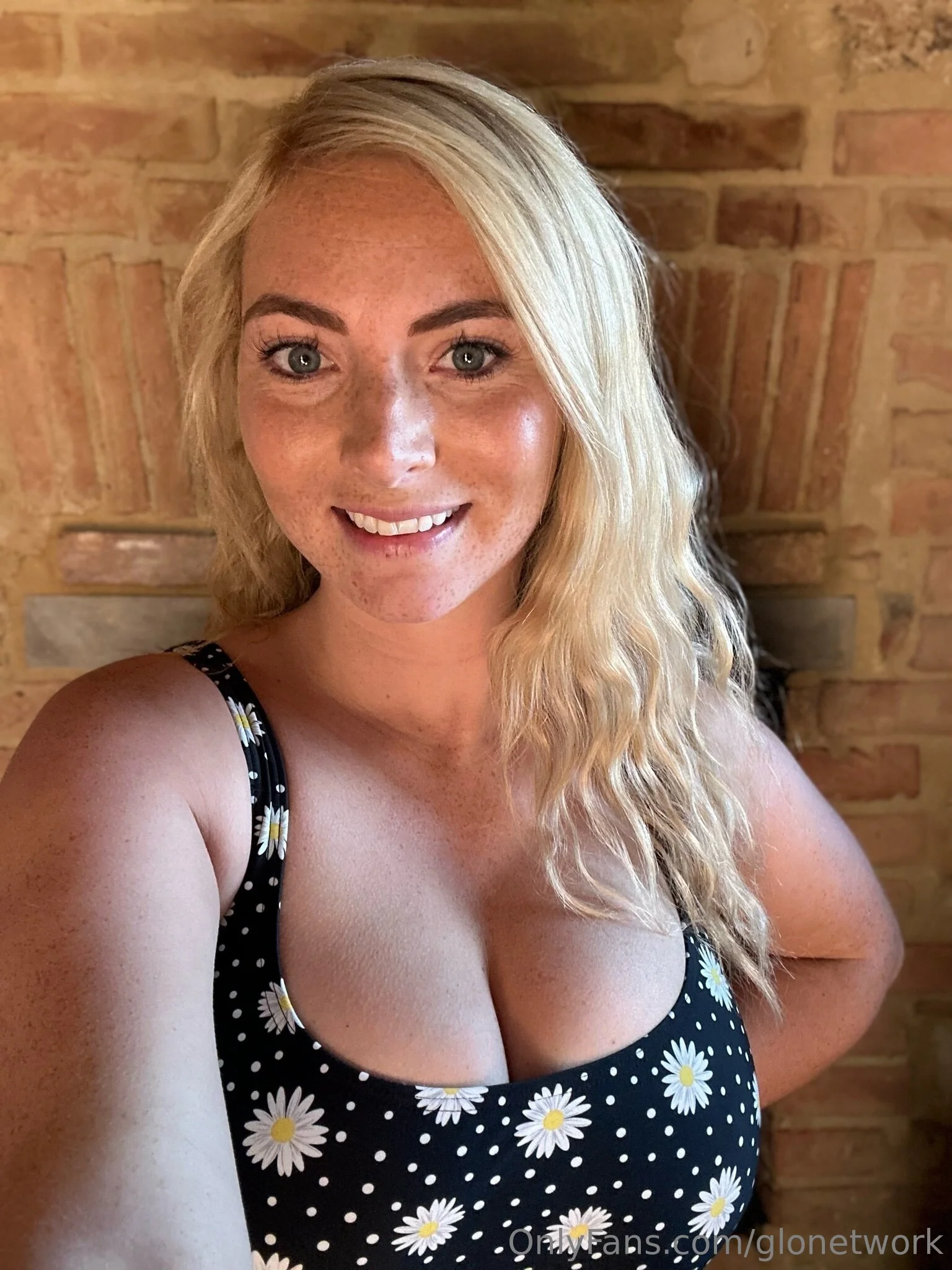 Glo Network OnlyFans exclusive photo 18 - glonetwork premium content