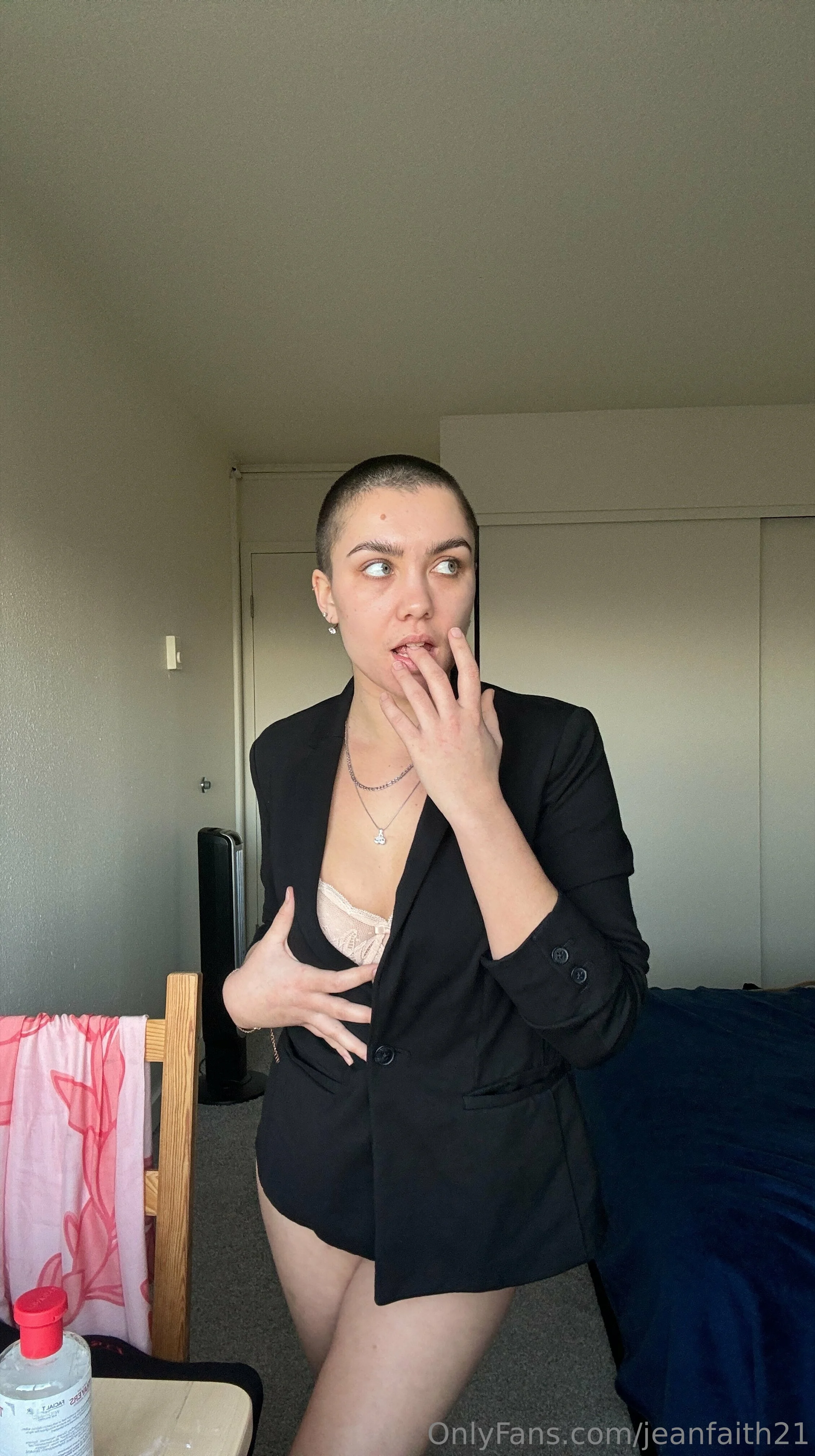 Jean OnlyFans exclusive photo 9 - jeanfaith21 premium content