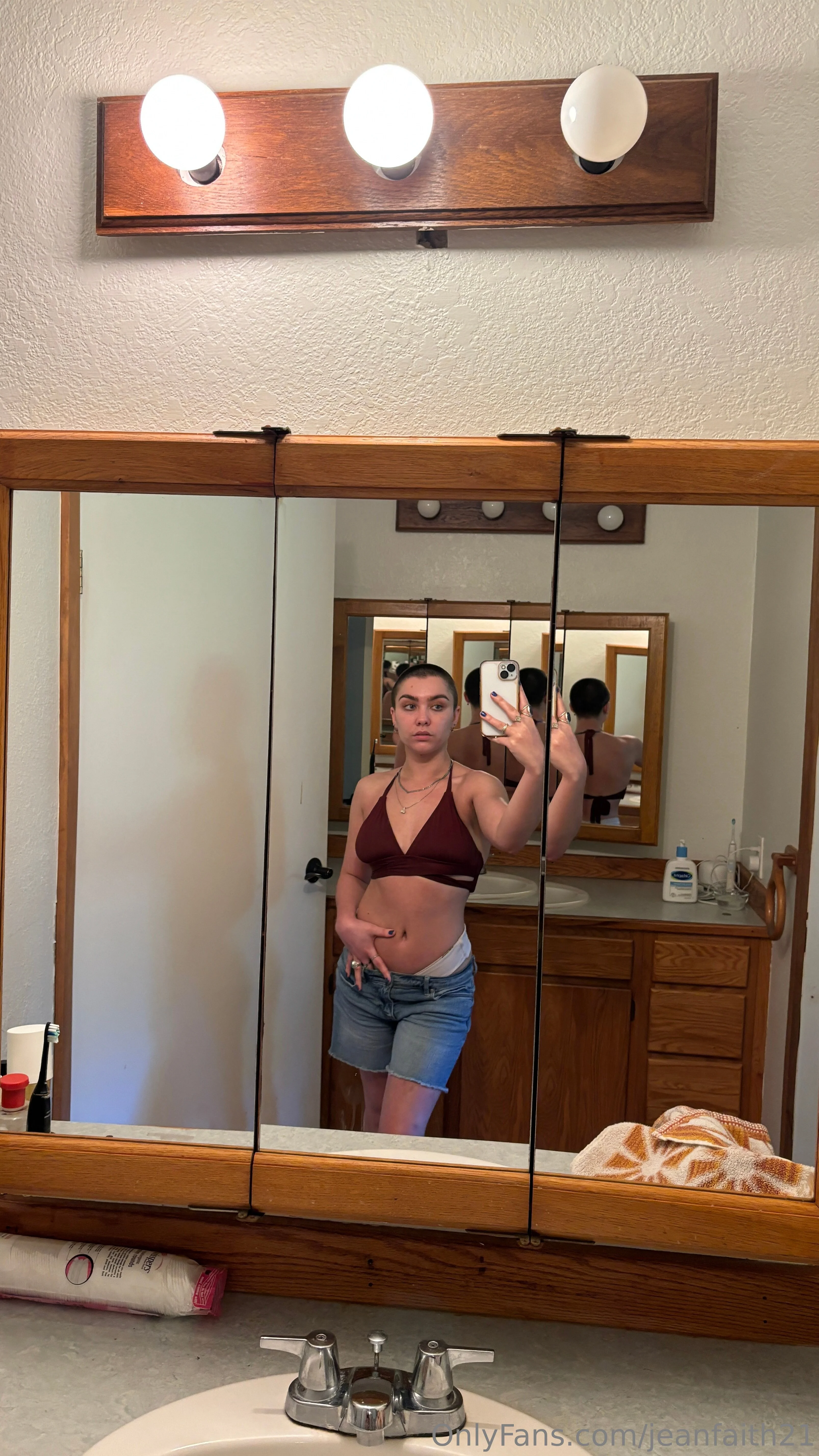 Jean OnlyFans exclusive photo 3 - jeanfaith21 premium content