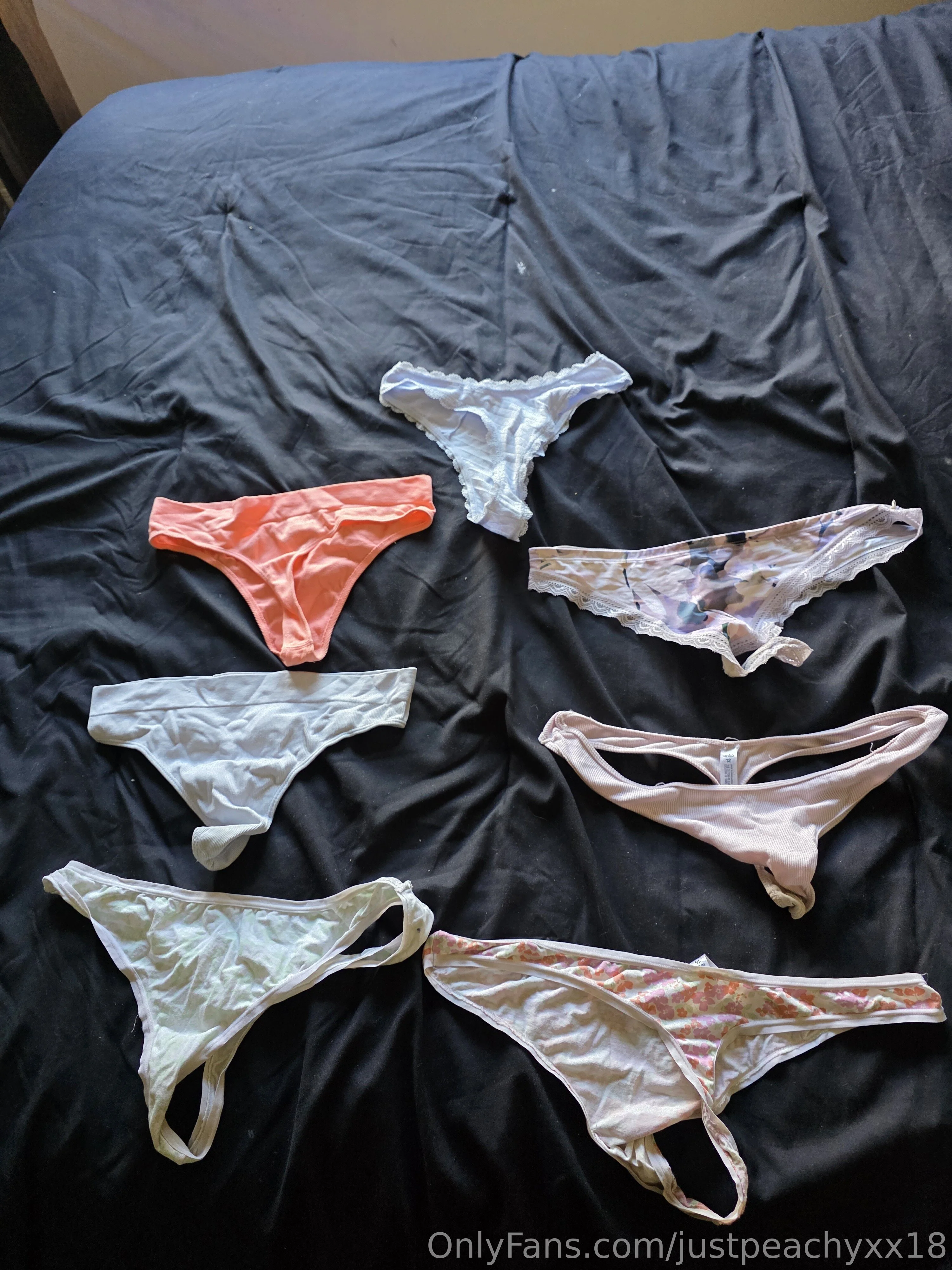 Ella_rose_2004 OnlyFans exclusive photo 10 - justpeachyxx18 premium content