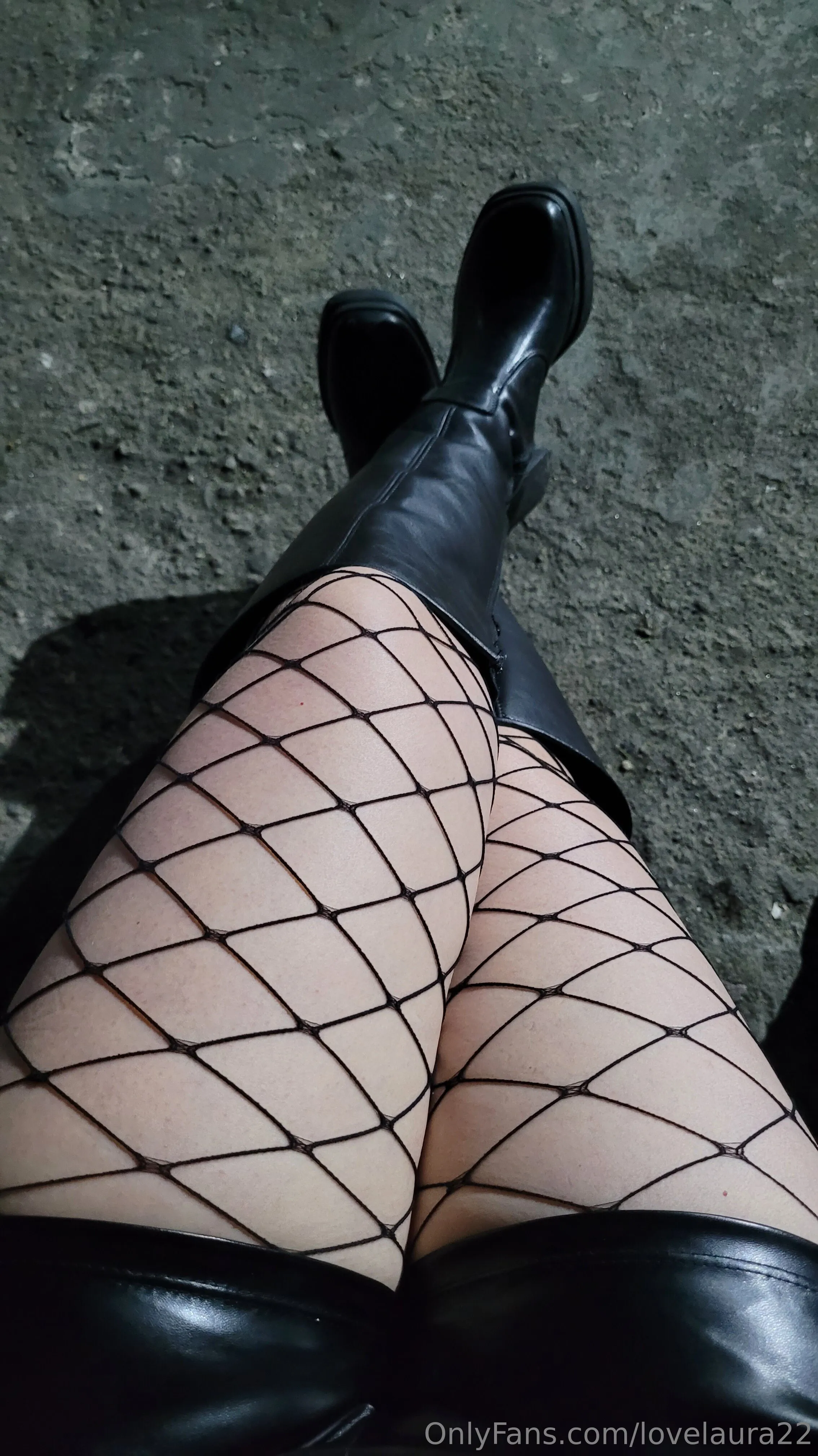 LAURA GODDESS🫦👠⛓️ OnlyFans exclusive photo 5 - lovelaura22 premium content