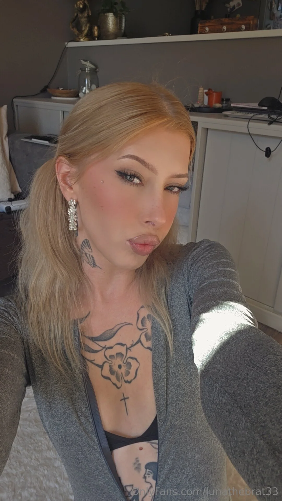 Luna the Brat💜 OnlyFans exclusive photo 4 - lunathebrat33 premium content