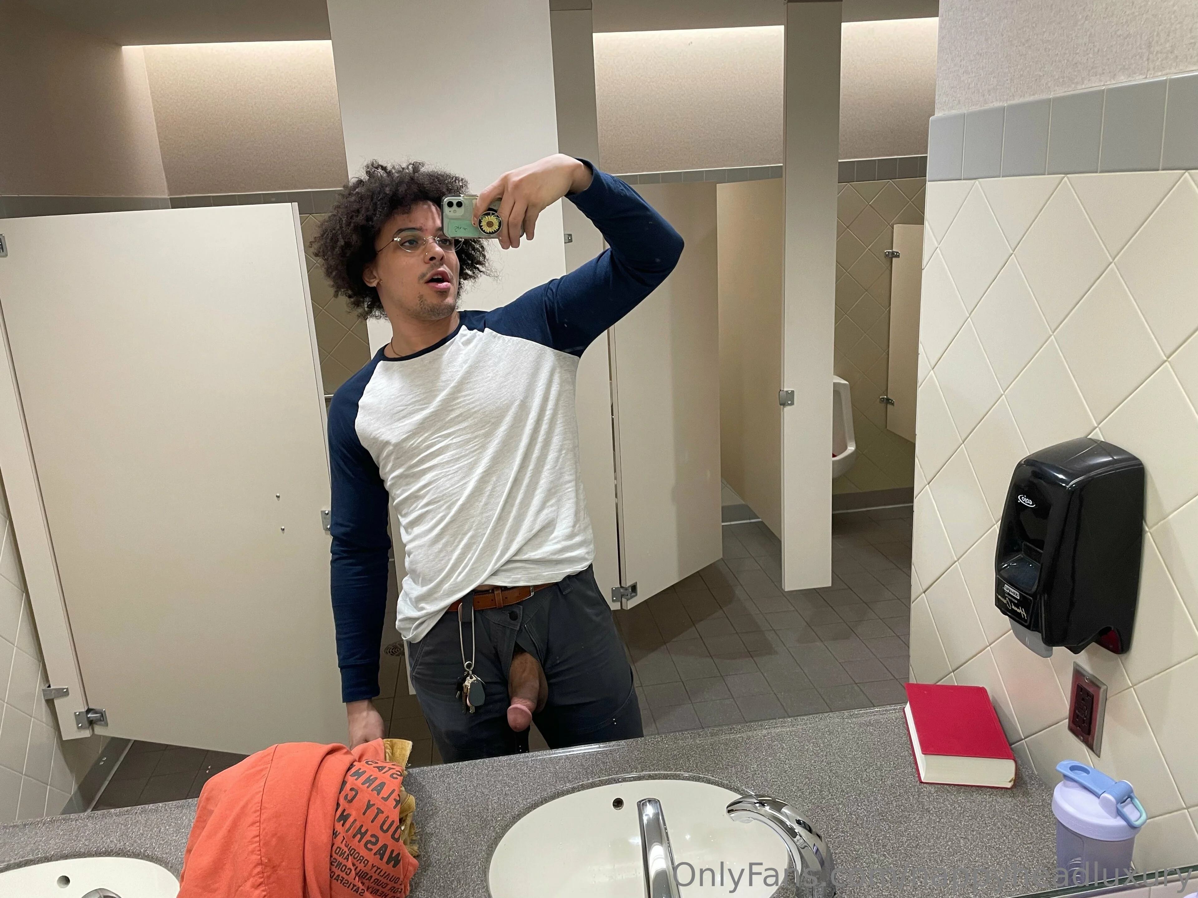 nappyheadluxury OnlyFans exclusive photo 7 - nappyheadluxury premium content