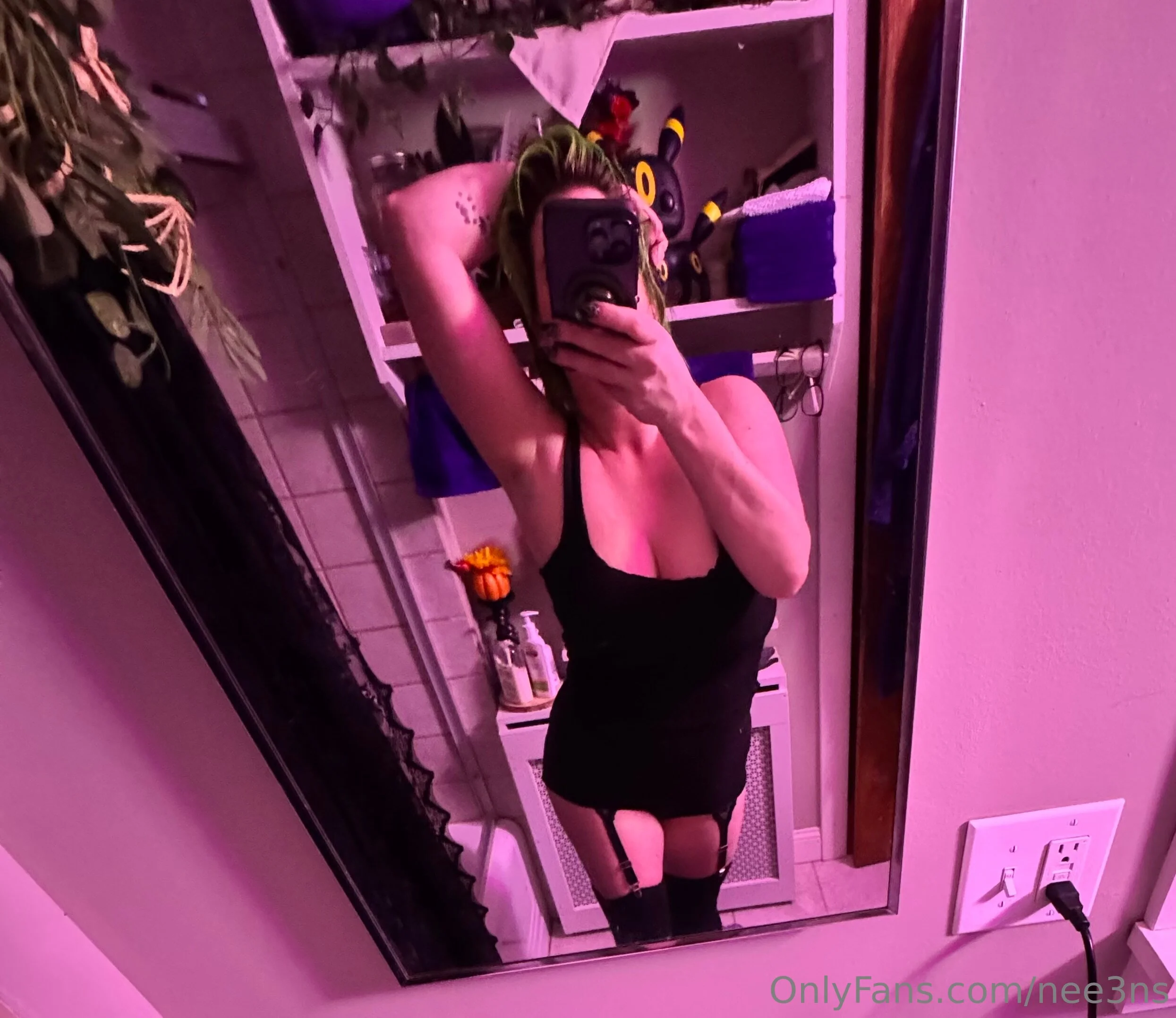 neens OnlyFans exclusive photo 11 - nee3ns premium content