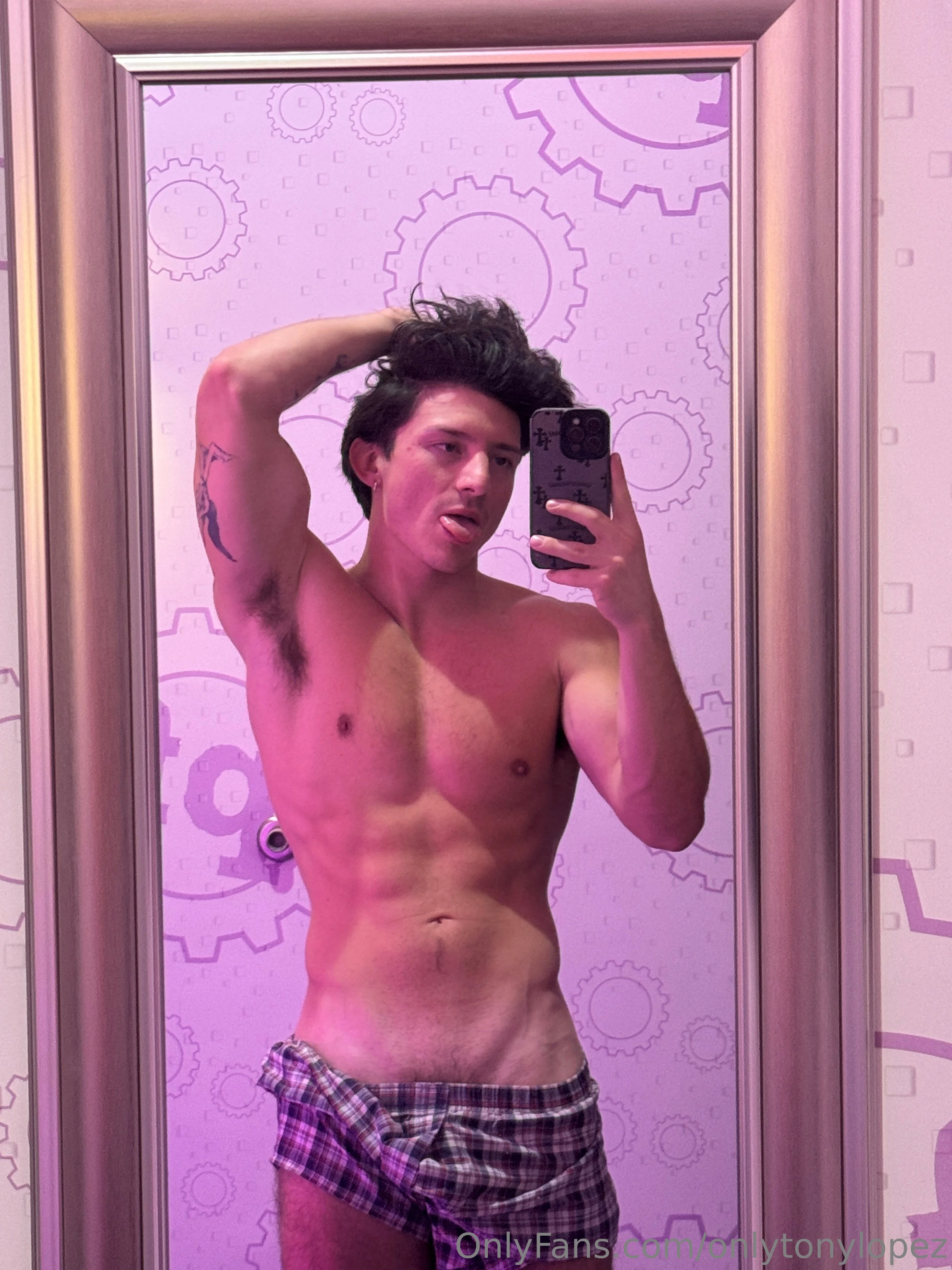 Tony lopez OnlyFans exclusive photo 17 - onlytonylopez premium content