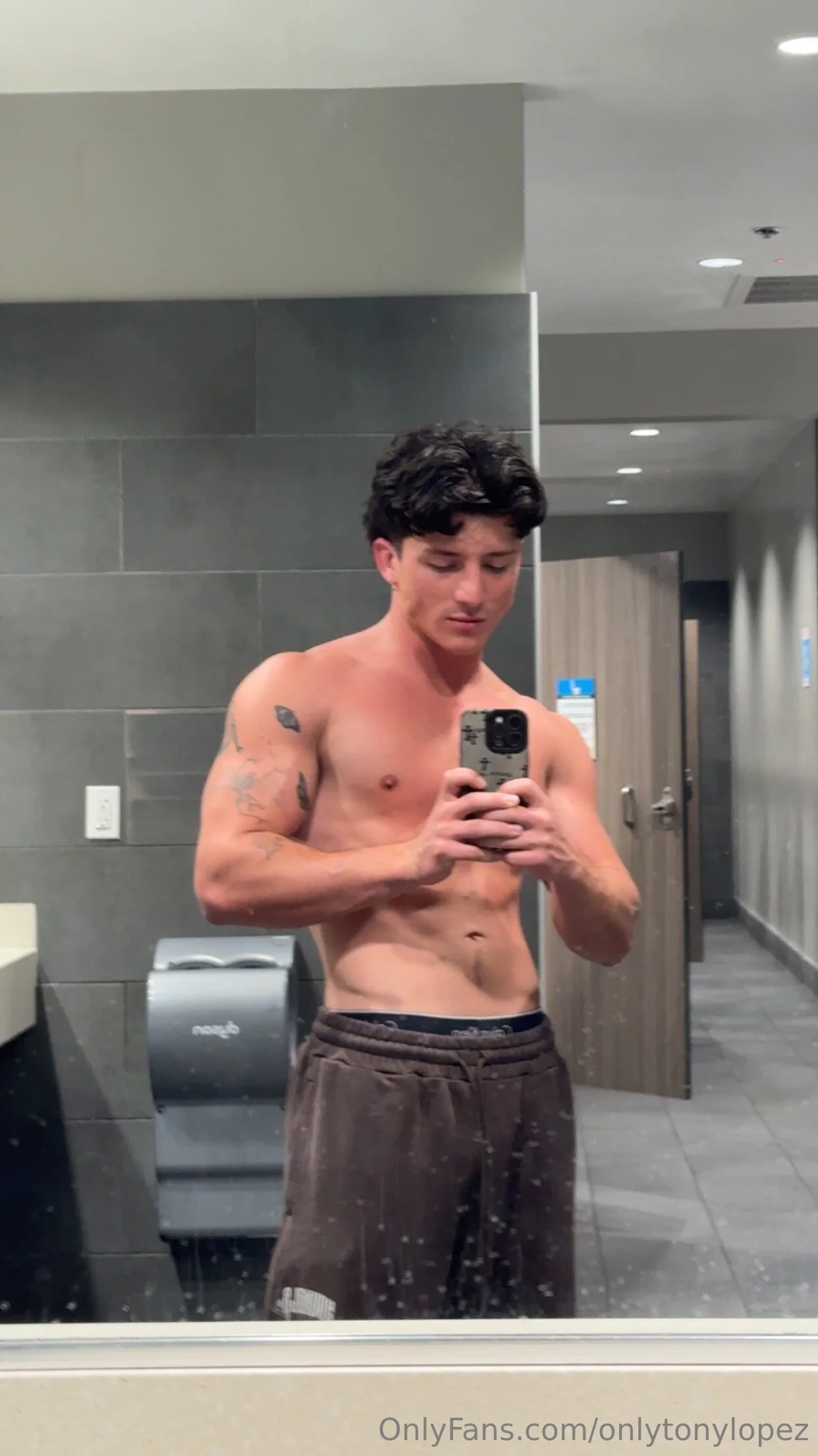 Tony lopez OnlyFans exclusive photo 11 - onlytonylopez premium content