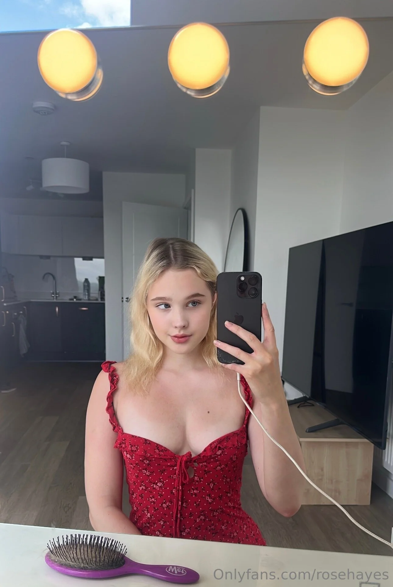 Rose 💗 OnlyFans exclusive photo 42 - petiterose19 premium content