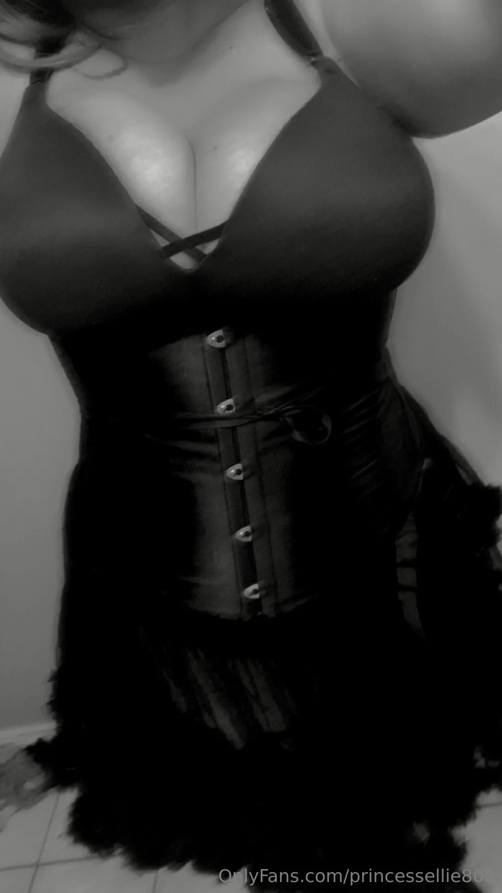 💕evilae bug 💕 OnlyFans exclusive photo 2 - princessellie808 premium content