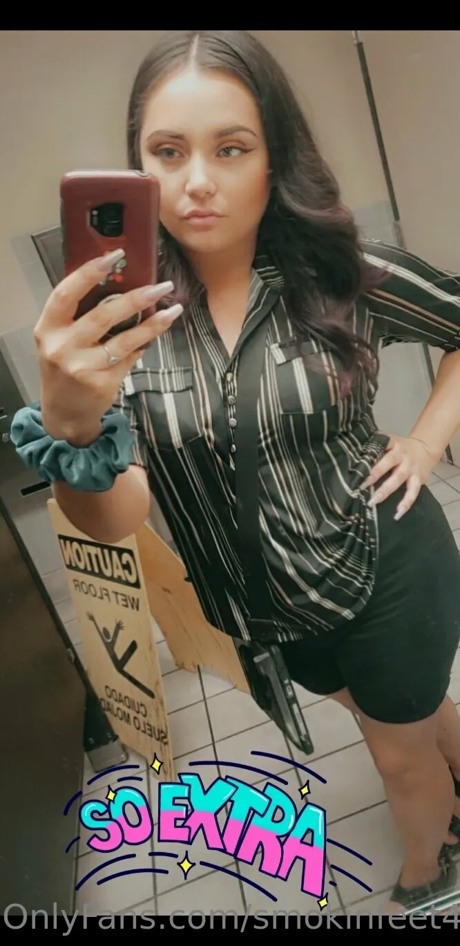 Smokinfeet420 OnlyFans exclusive photo 7 - smokinfeet420 premium content