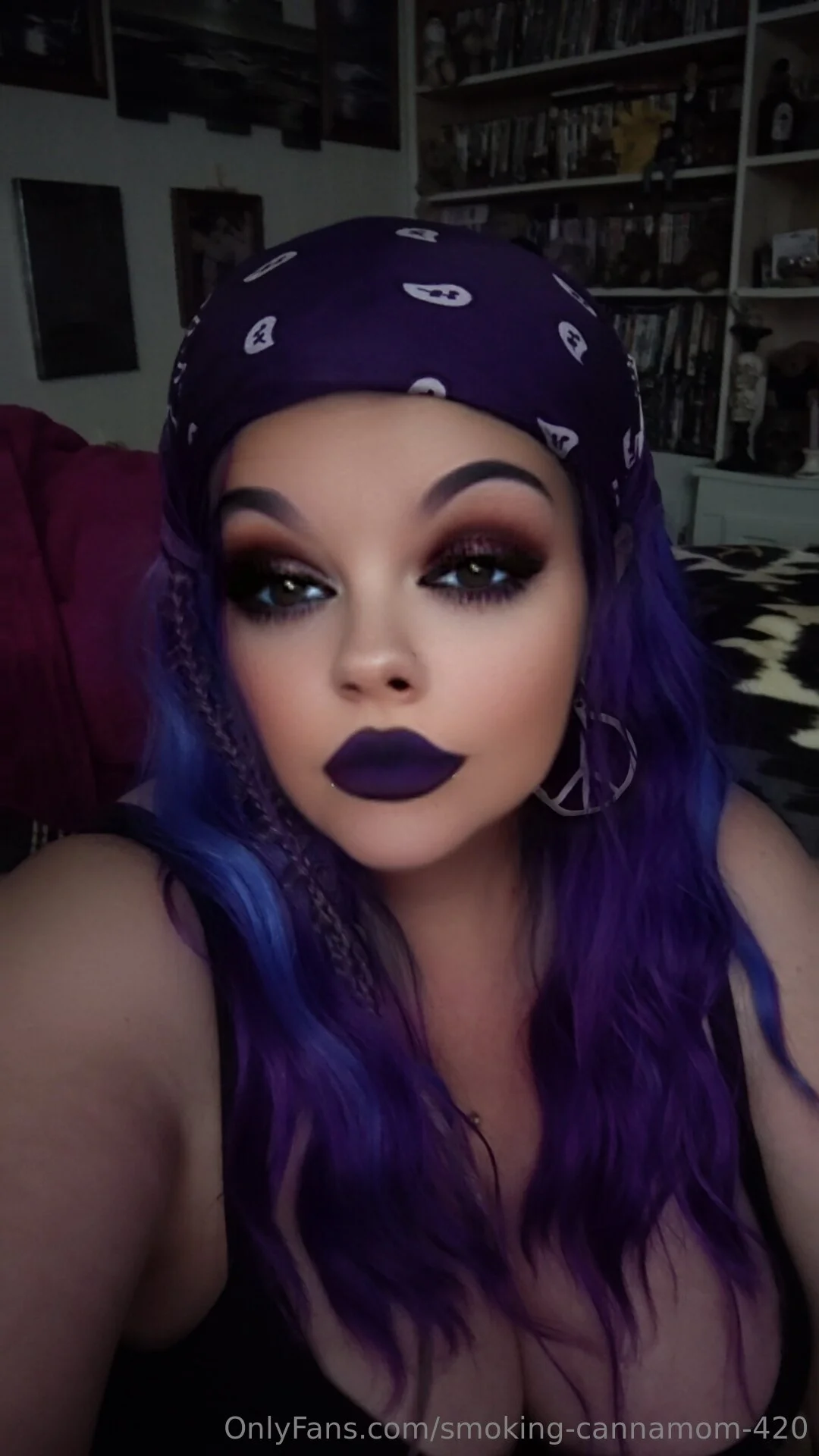 Smoking CannaMom 420 OnlyFans exclusive photo 9 - smoking-cannamom-420 premium content