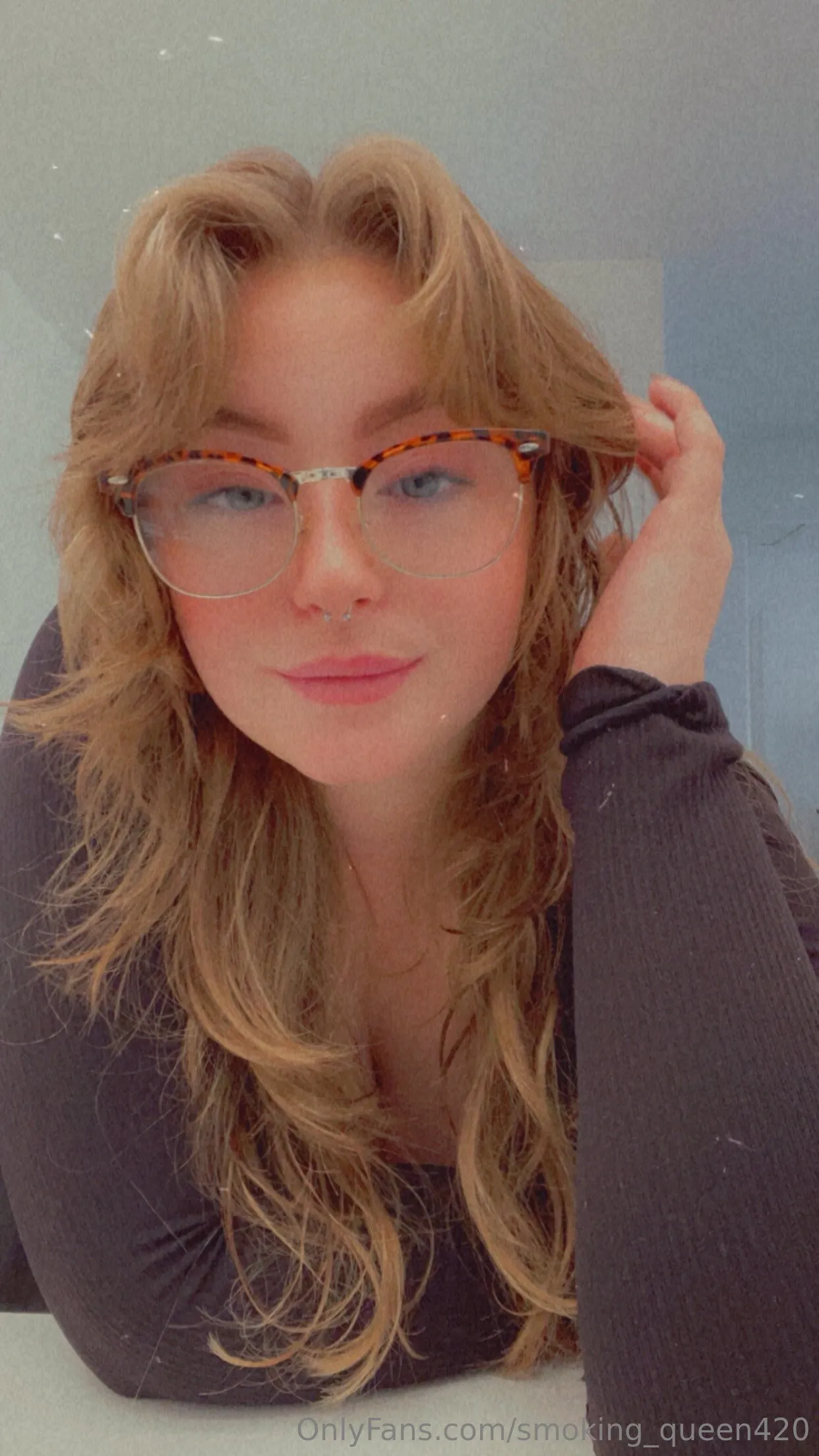 livi OnlyFans exclusive photo 2 - smoking_queen420 premium content