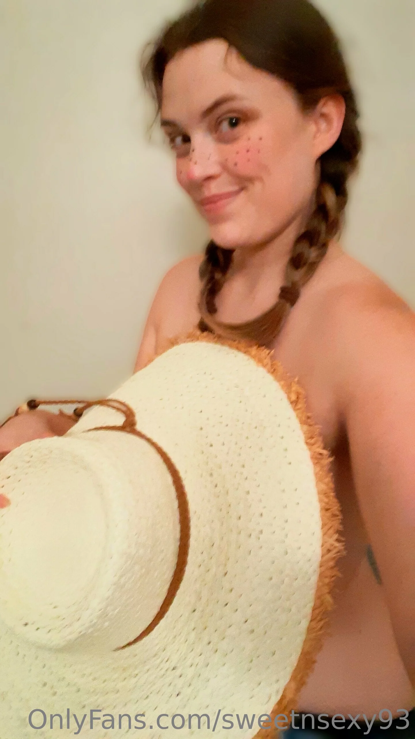 Jessie the Chubby Milf--FREE OnlyFans exclusive photo 13 - sweetnsexy93 premium content