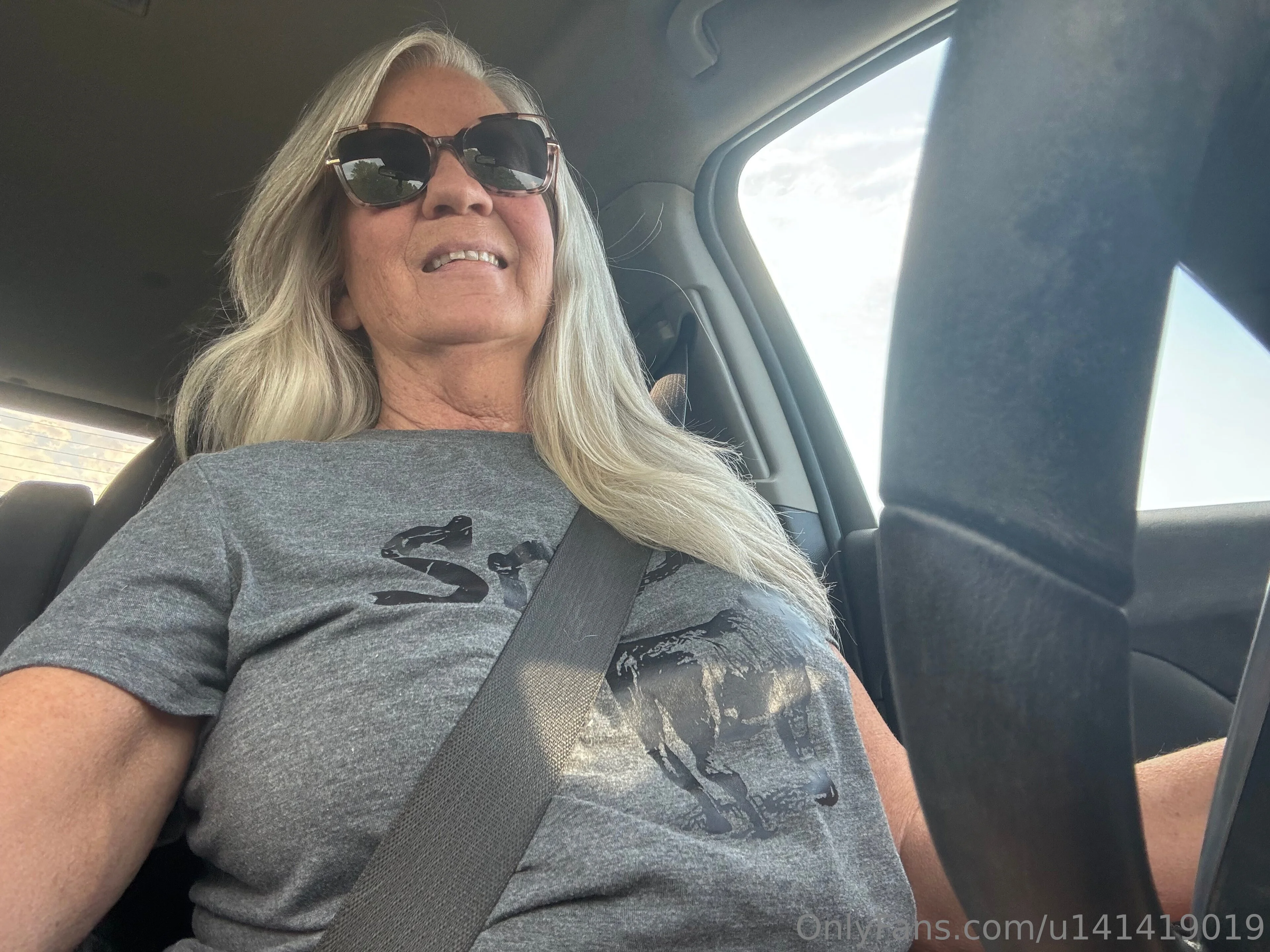 Southern Mature Woman OnlyFans exclusive photo 17 - u141419019 premium content