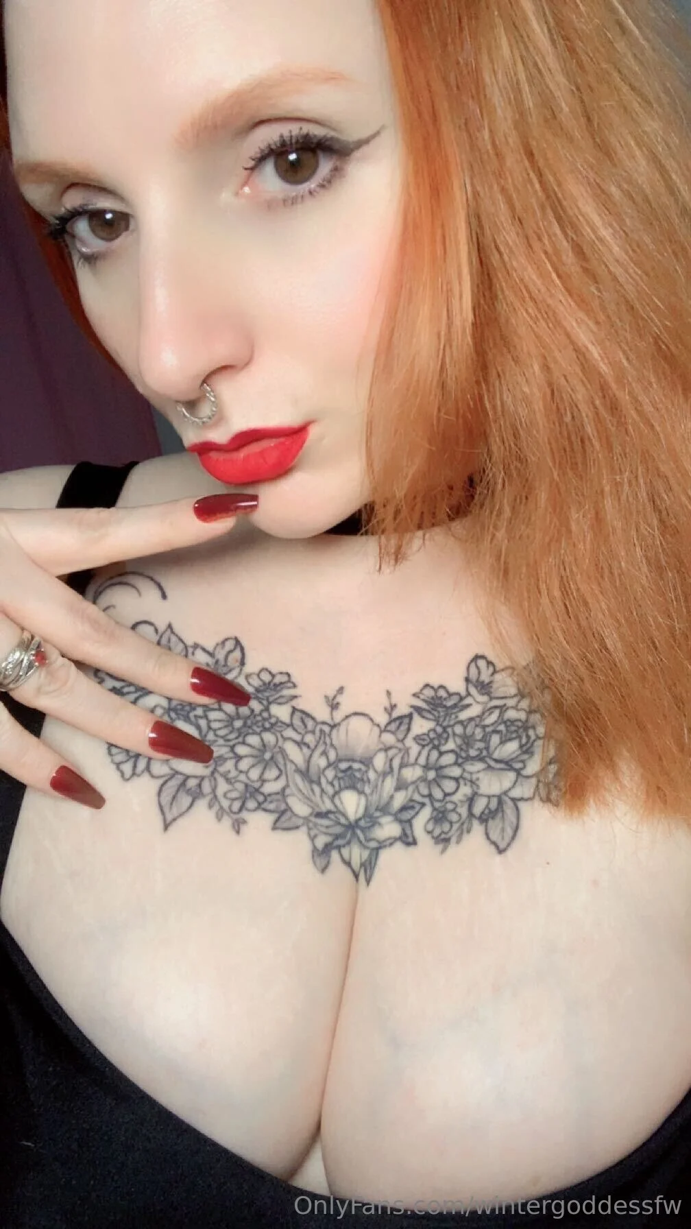 Winter Goddess 🩶 ❄️ FEMDOM - FINDOM 👑 OnlyFans exclusive photo 9 - wintergoddessfw premium content