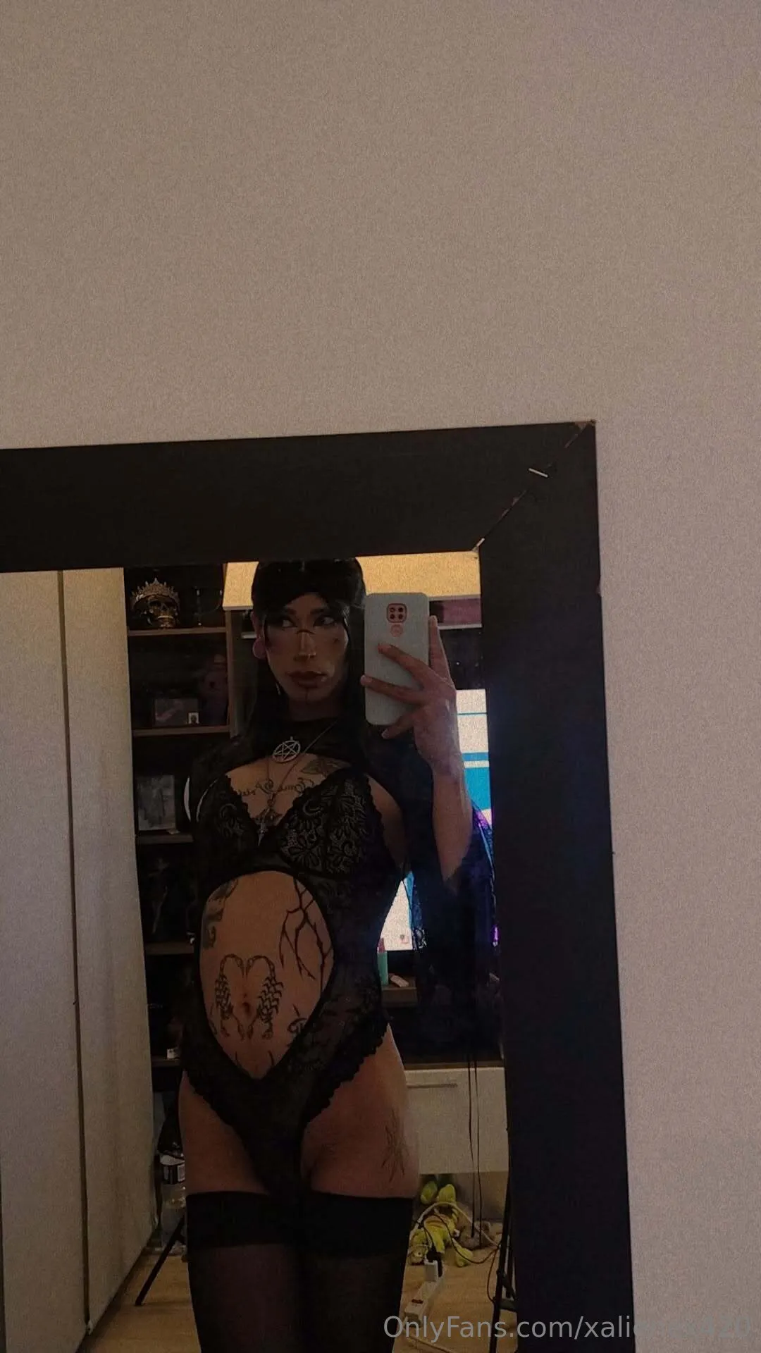 Babyalien666 OnlyFans exclusive photo 1 - xalienex420 premium content