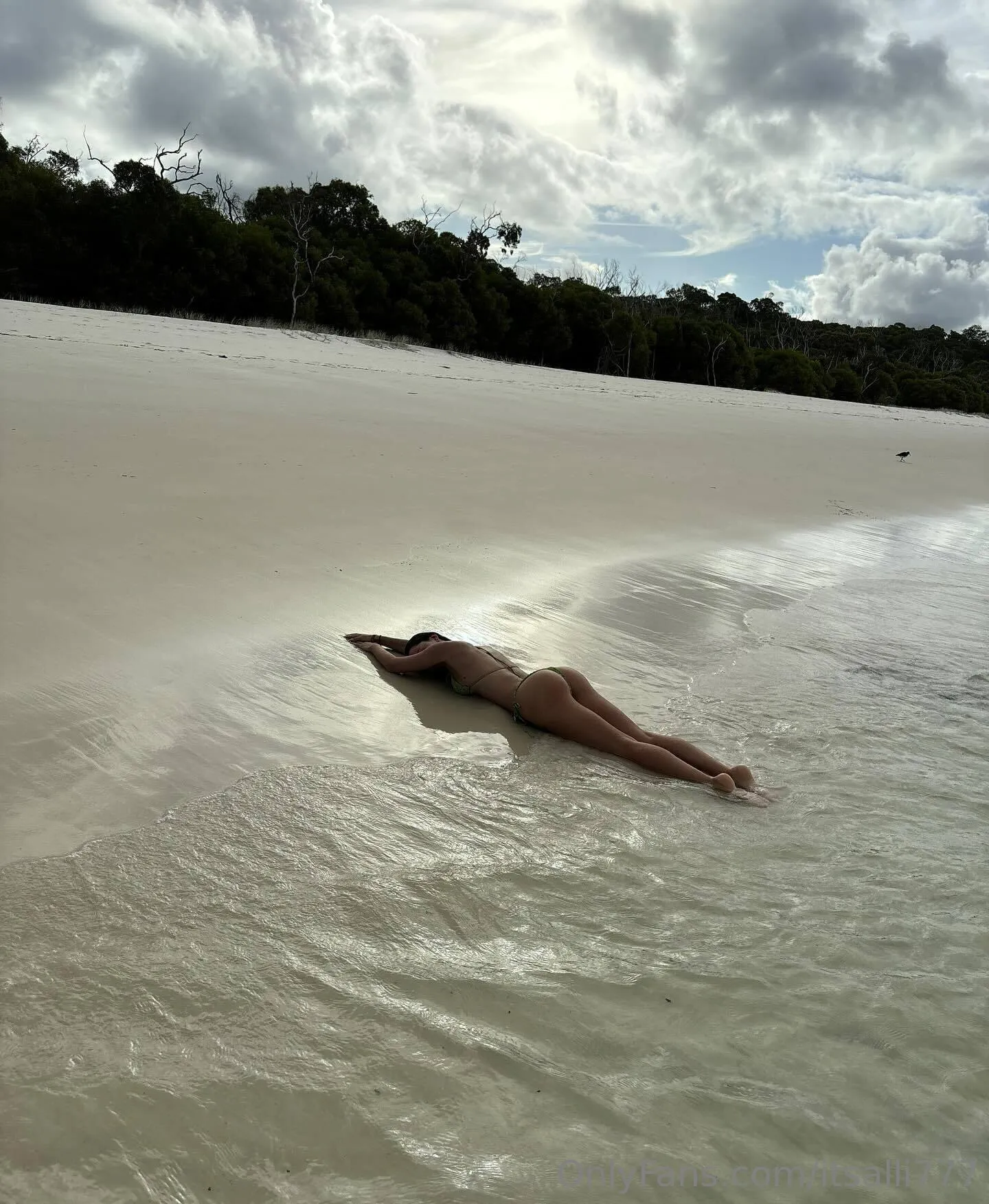 Alli OnlyFans exclusive photo 2 - itsalli777 premium content