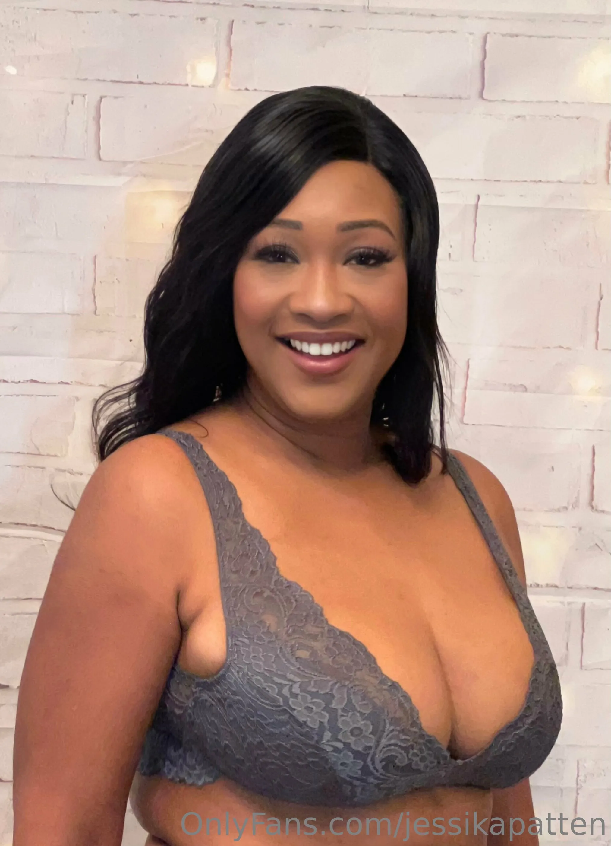 Love Lounge TV OnlyFans exclusive photo 5 - jlp83 premium content