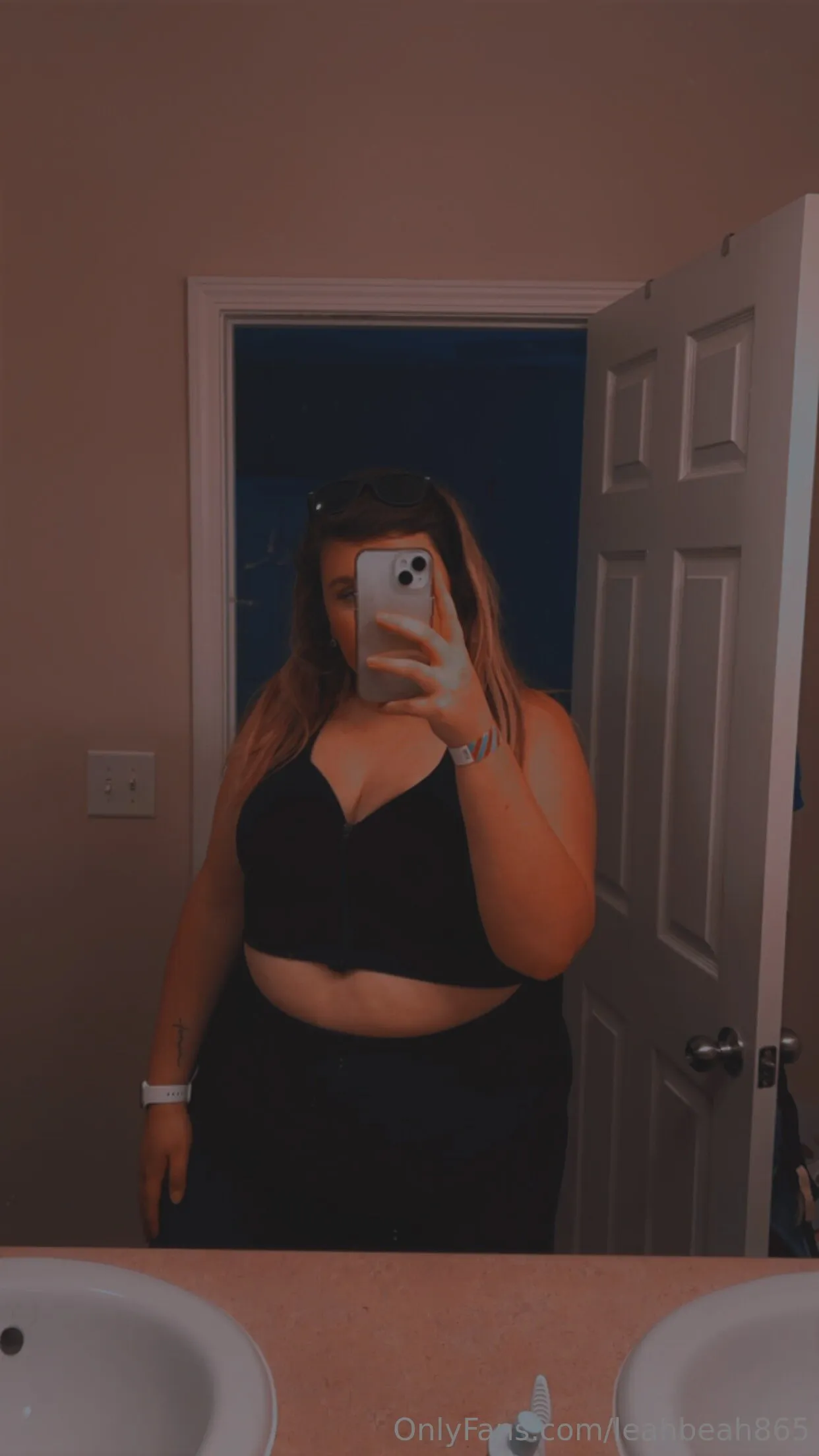 Leah OnlyFans exclusive photo 9 - leahbeah865 premium content