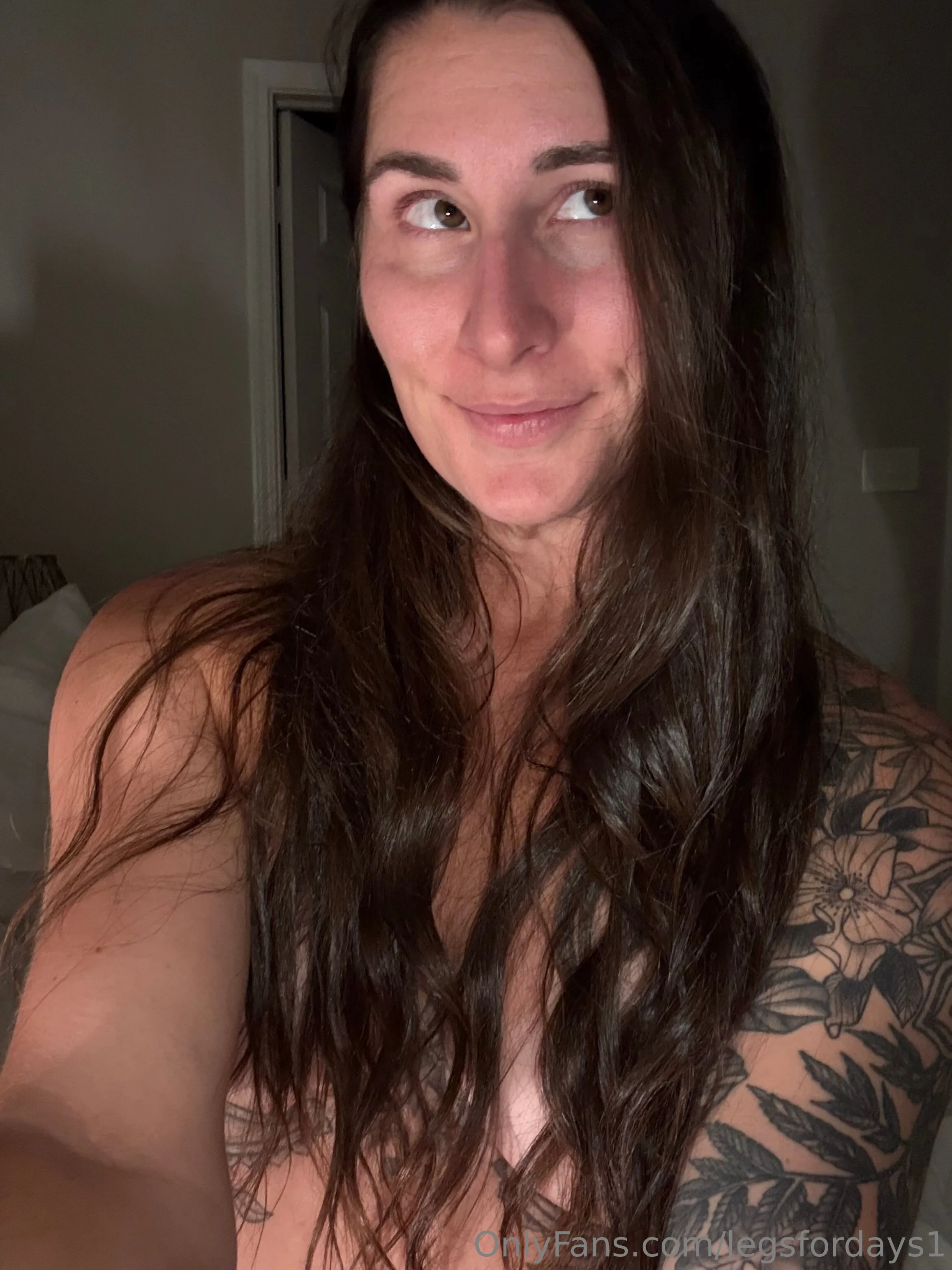 Lauren🏔️ OnlyFans exclusive photo 41 - legsfordays1 premium content