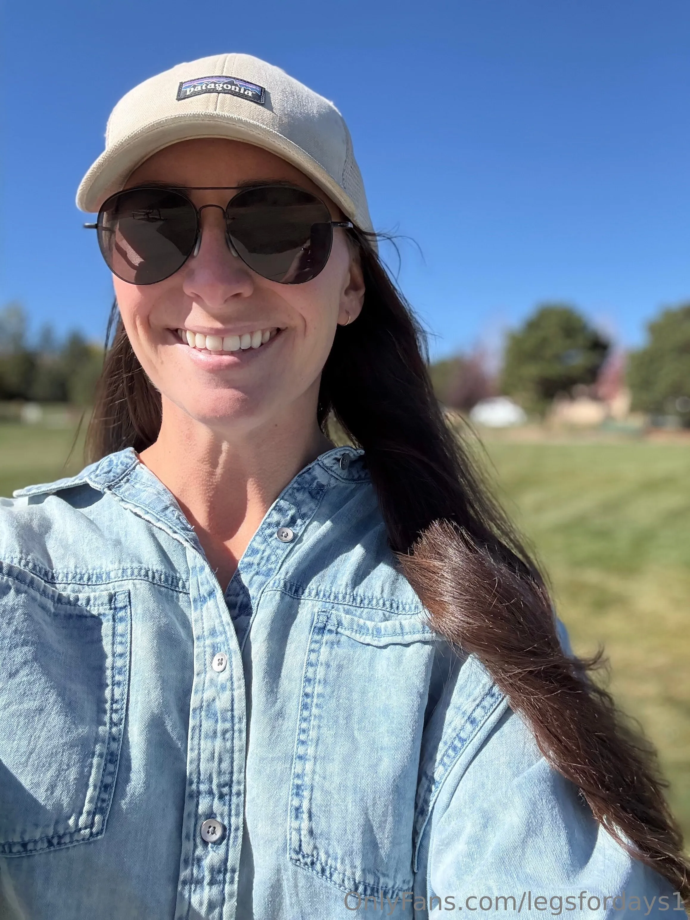 Lauren🏔️ OnlyFans exclusive photo 27 - legsfordays1 premium content