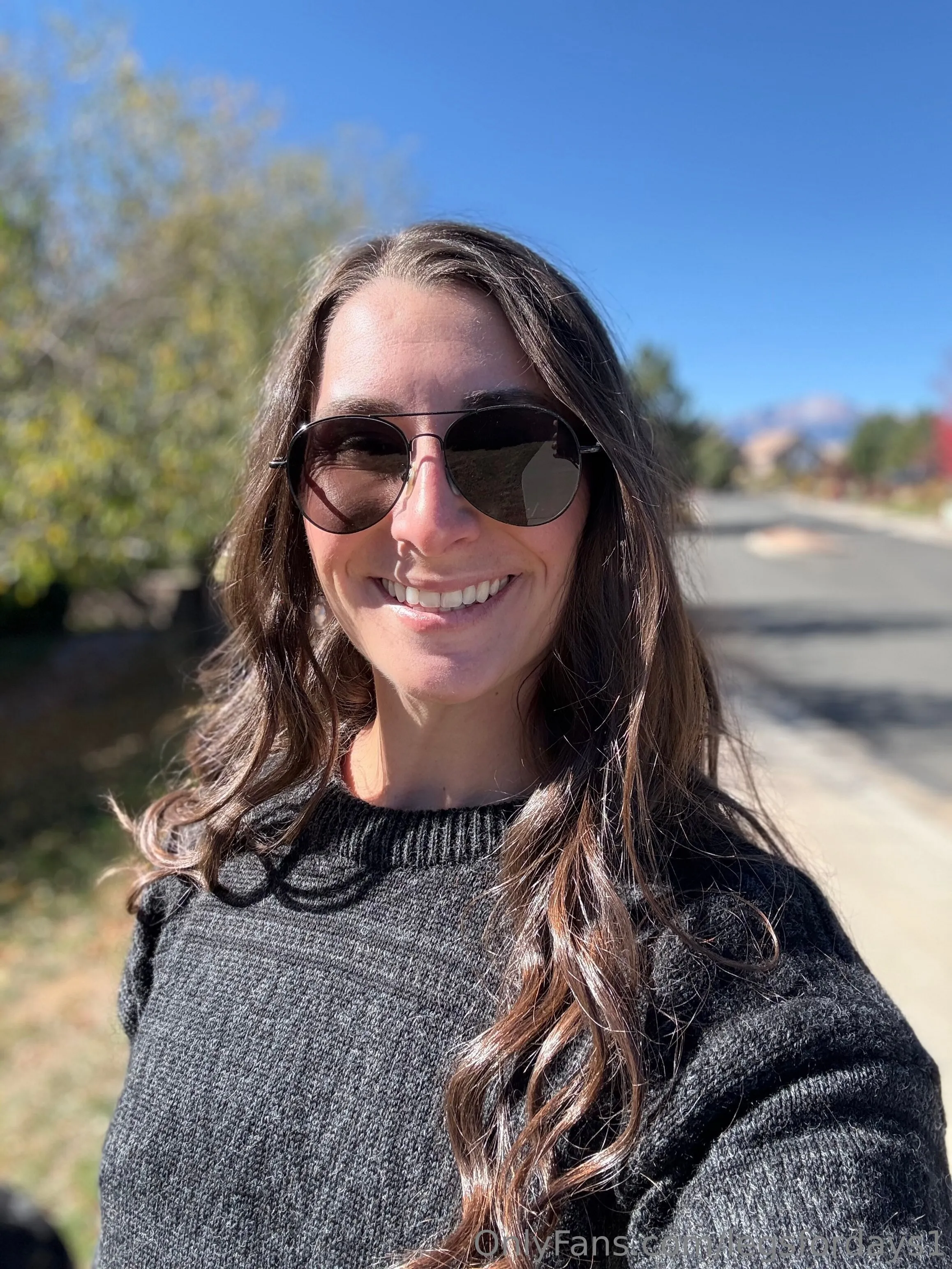 Lauren🏔️ OnlyFans exclusive photo 9 - legsfordays1 premium content