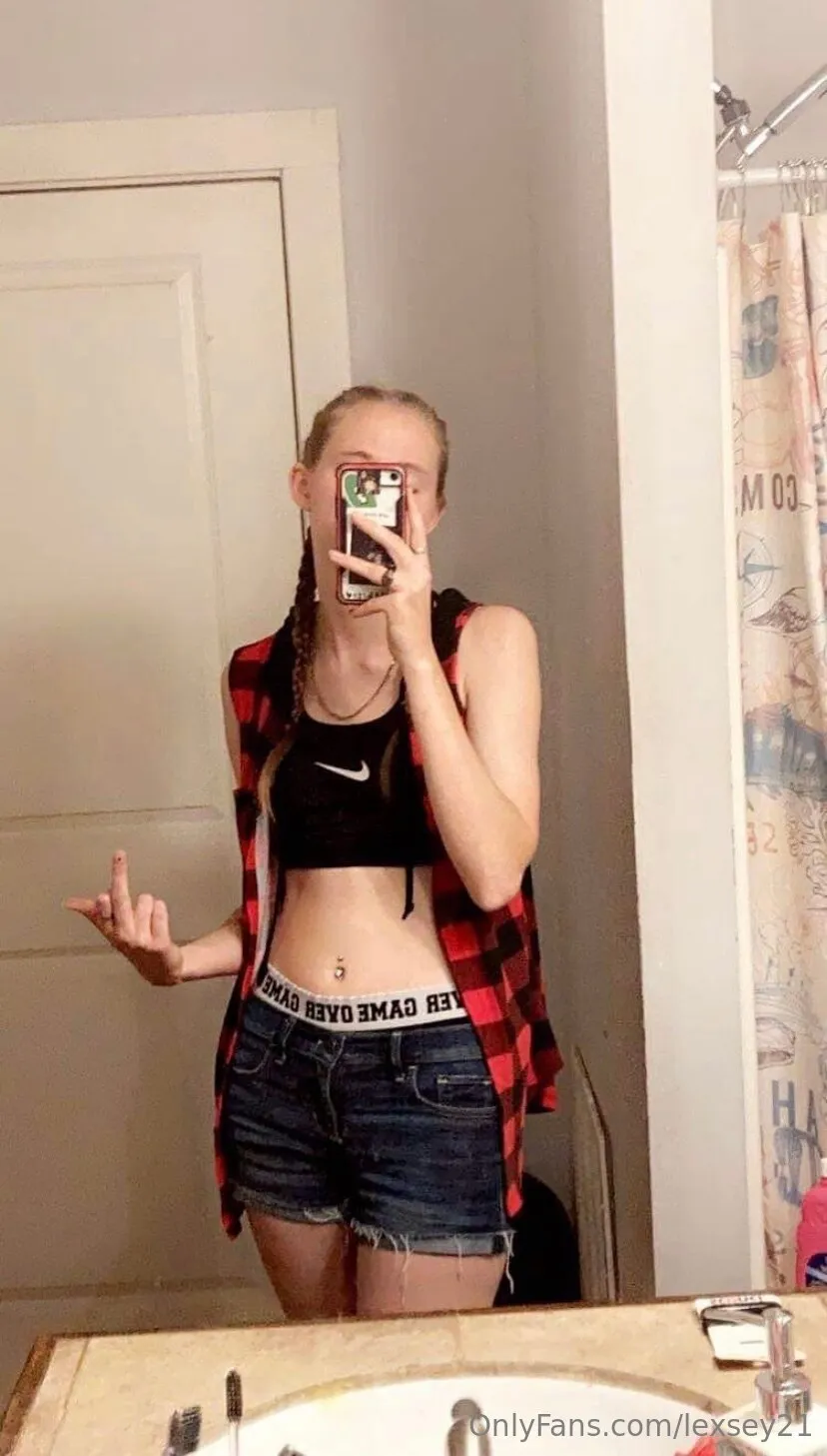 goddess lex🖤 OnlyFans exclusive photo 4 - lexsey21 premium content