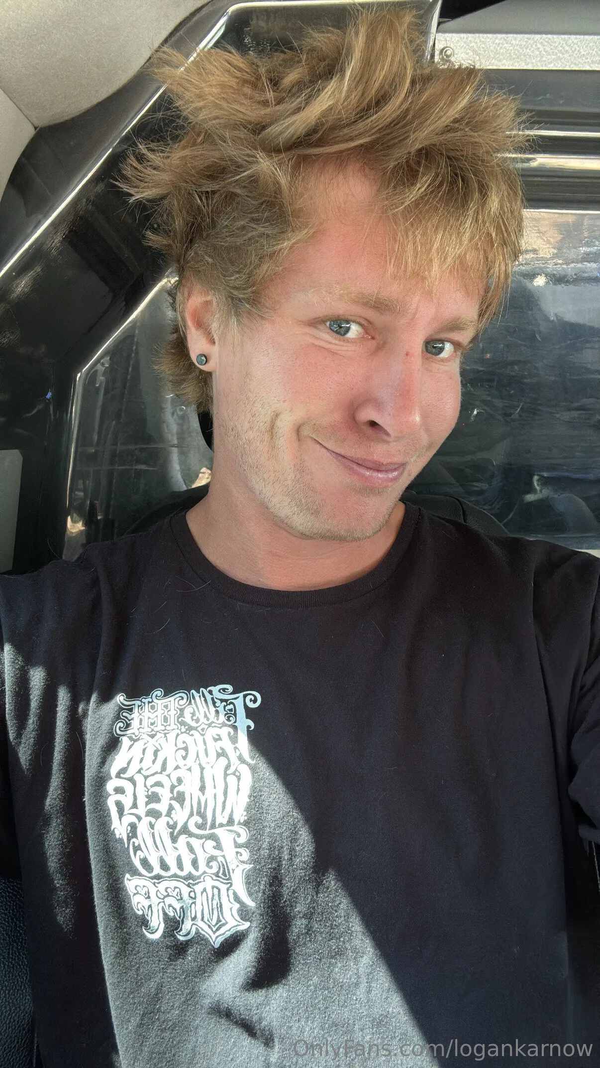 Logan Karnow OnlyFans exclusive photo 7 - logankarnow premium content