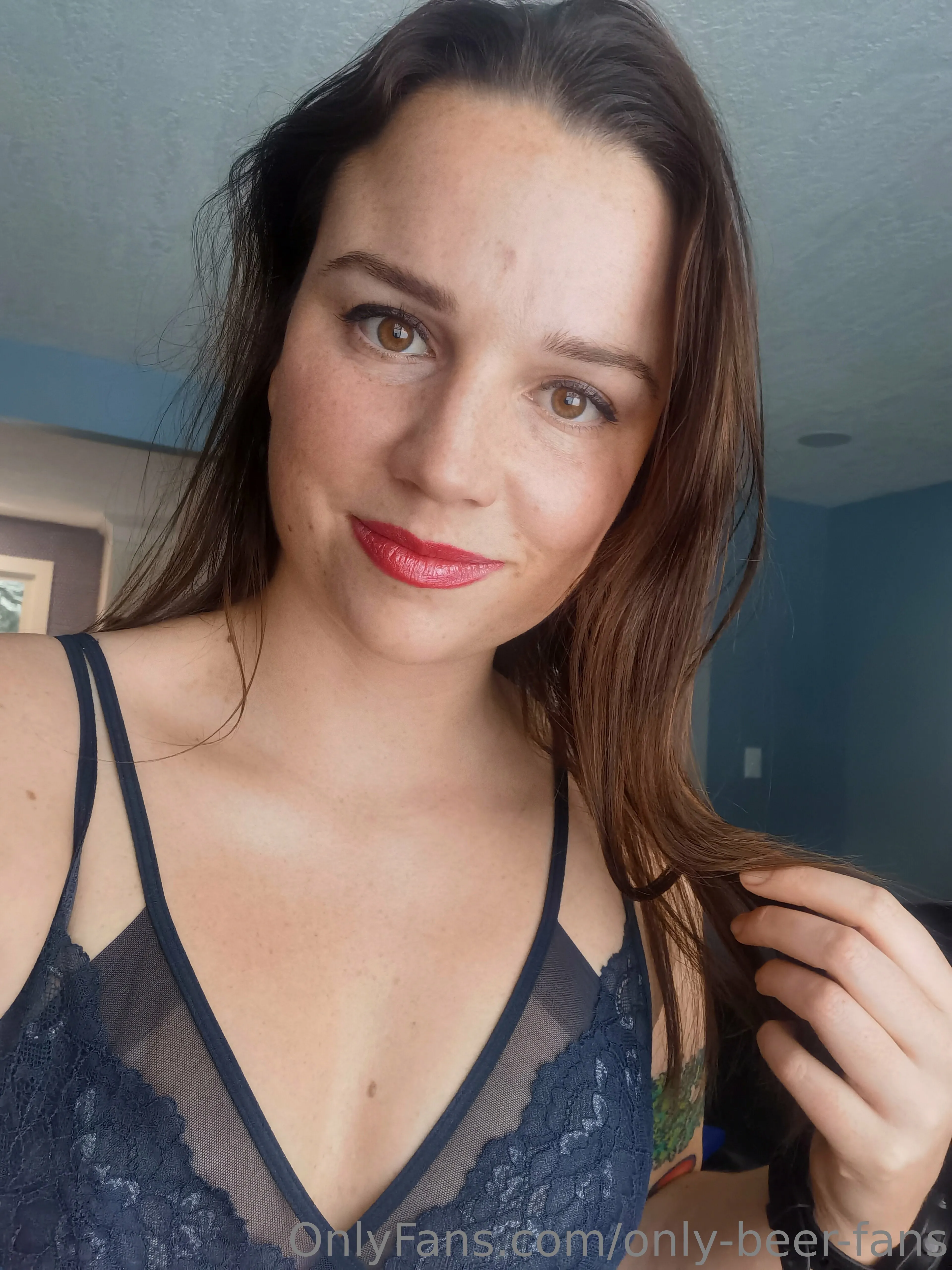 OnlyCans OnlyFans exclusive photo 2 - only-beer-fans premium content