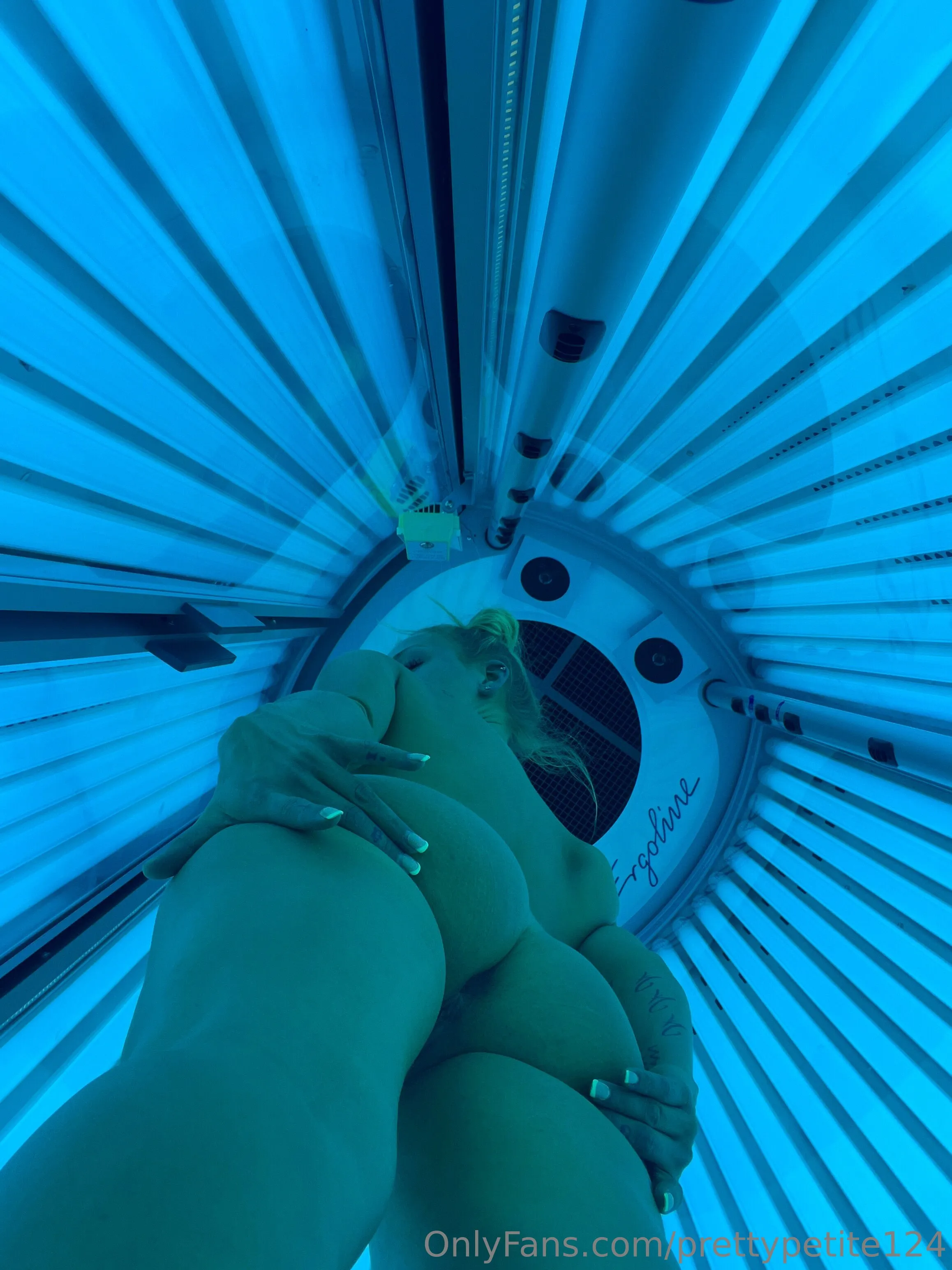 Lil Mama💋🌬️ OnlyFans exclusive photo 18 - prettypetite124 premium content