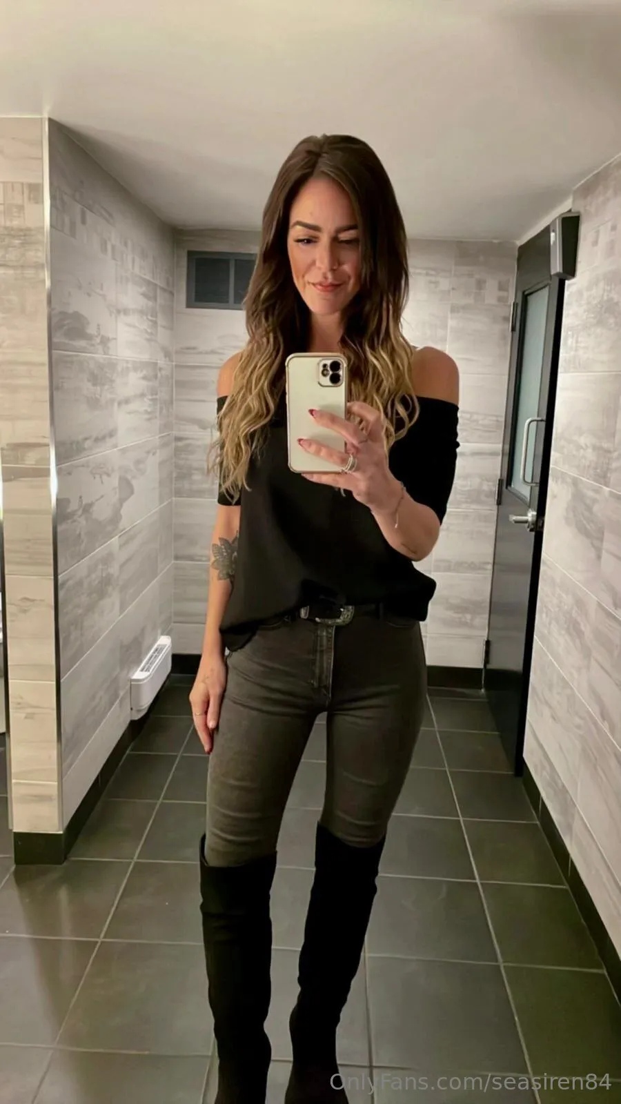 The Sea Siren 🧜🏼‍♀️ OnlyFans exclusive photo 14 - seasiren84 premium content