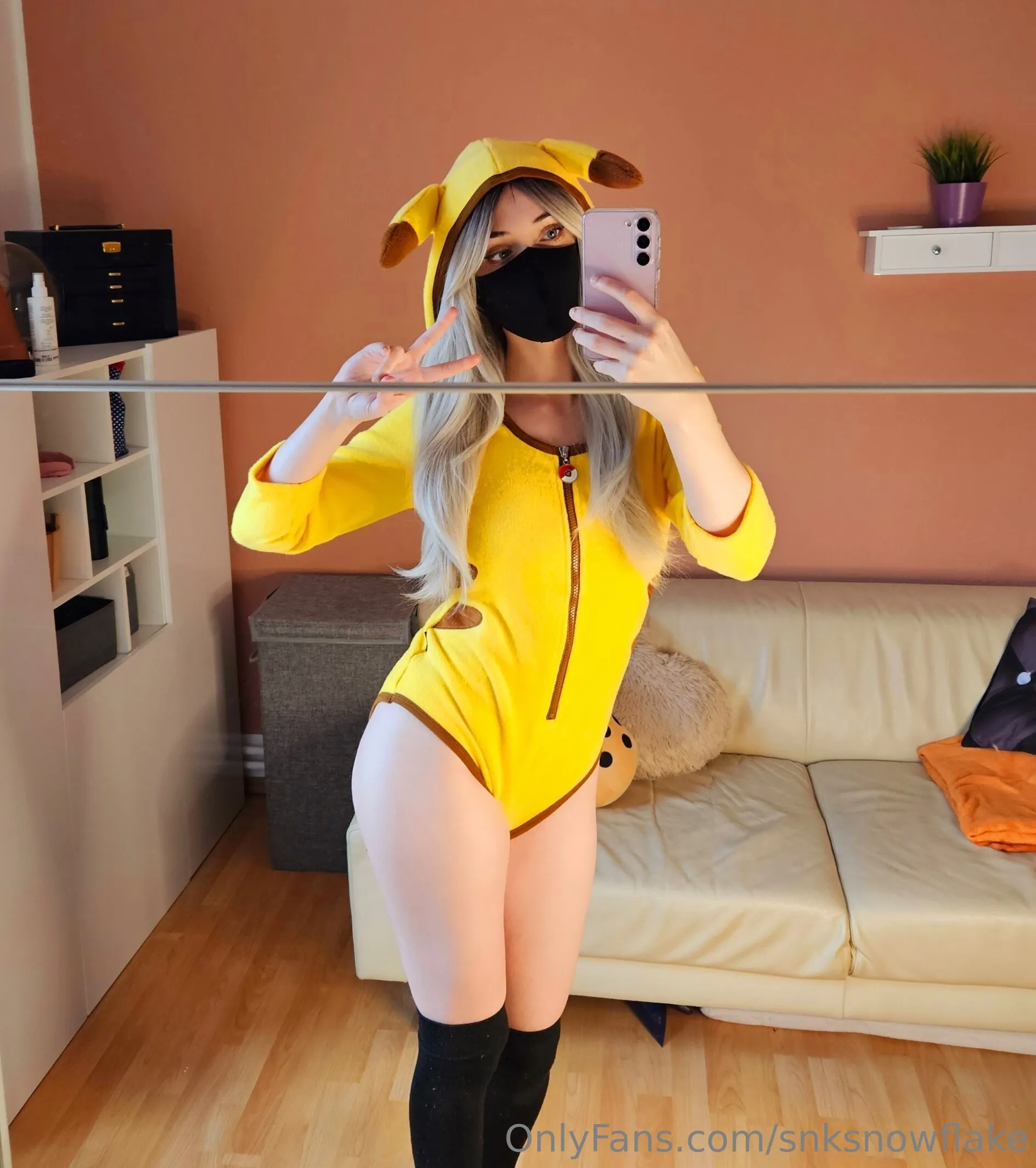 Snk Snowflake OnlyFans exclusive photo 3 - snksnowflake premium content