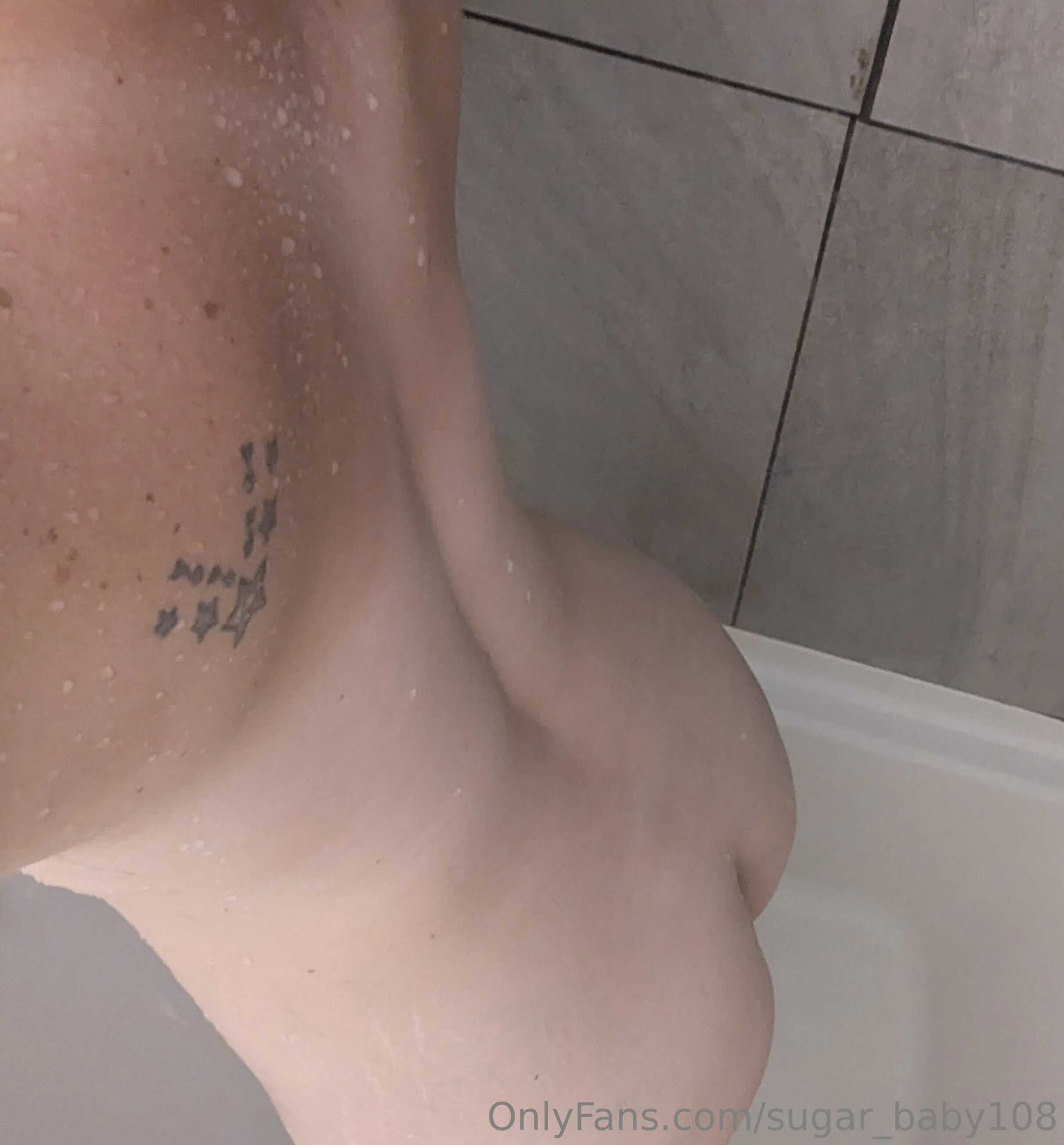 Ms. Andri OnlyFans exclusive photo 5 - sugar_baby108 premium content