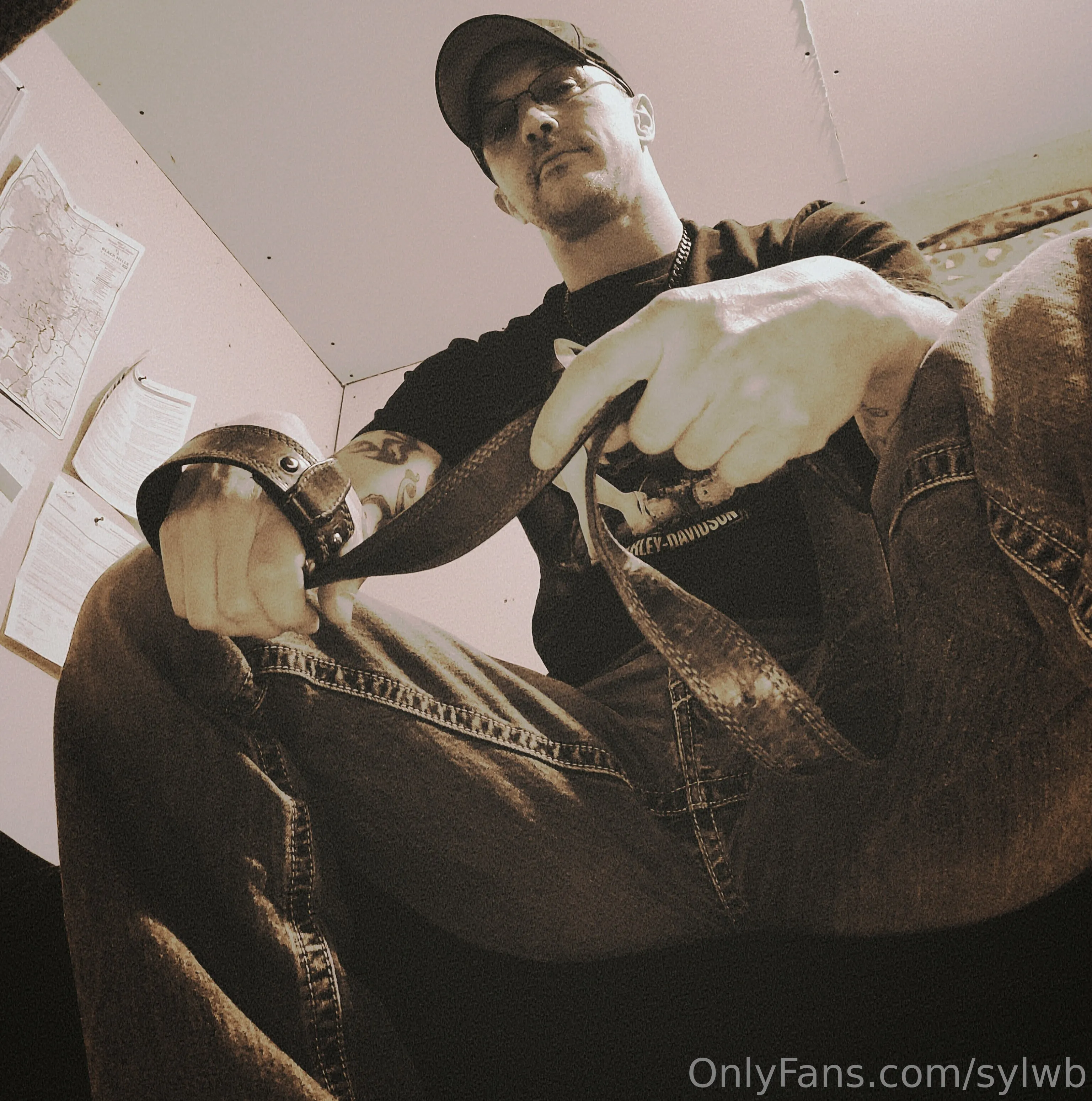 Blue collar OnlyFans exclusive photo 4 - sylwb premium content