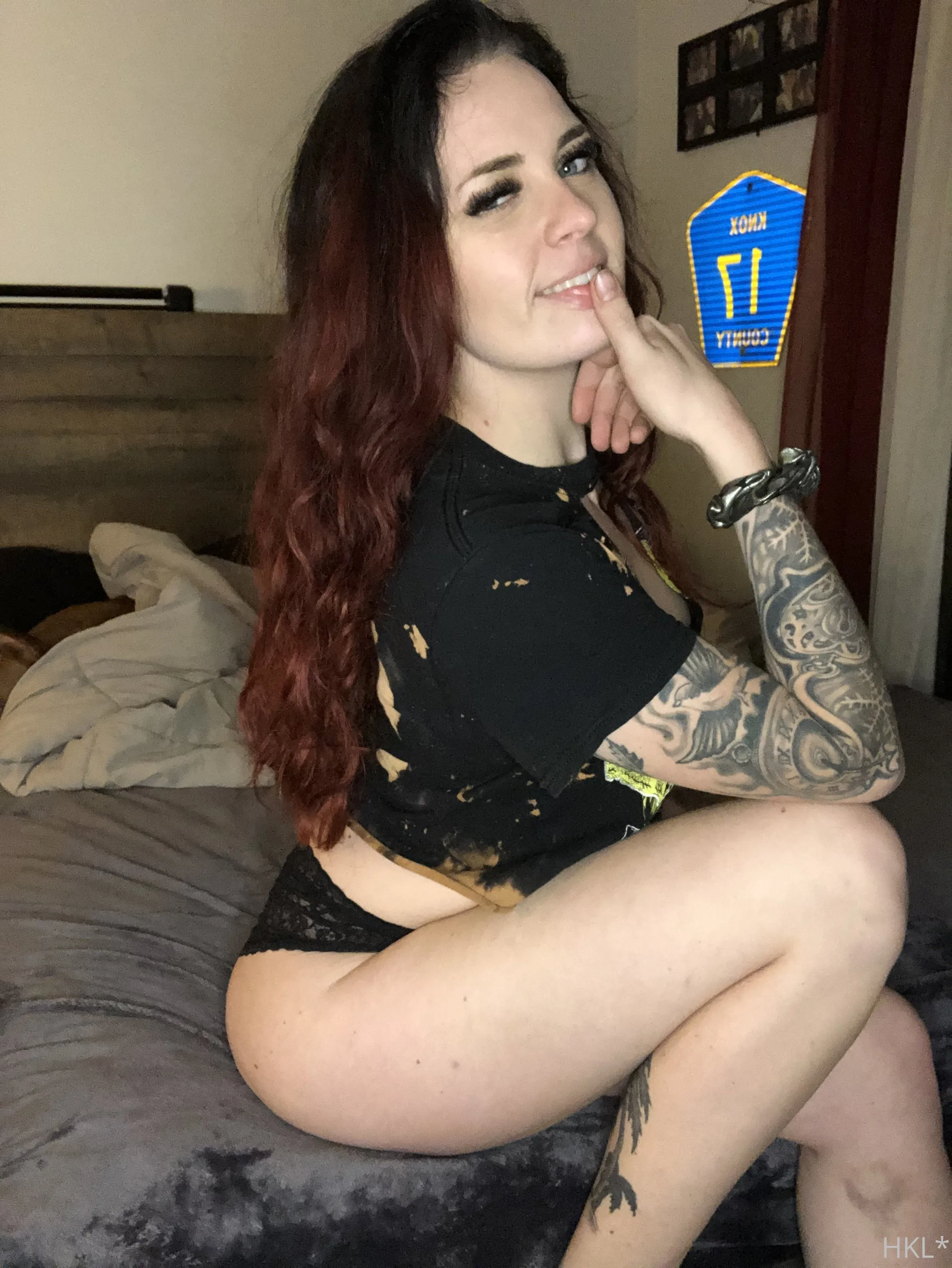 HollyGirl🖤 OnlyFans exclusive photo 6 - tats_n_ass54 premium content