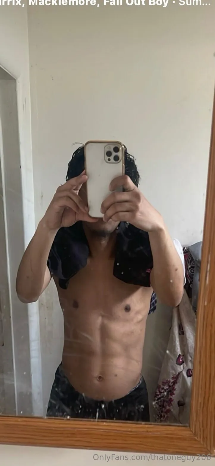 HairycurvedAsian OnlyFans exclusive photo 10 - thatoneguy206 premium content