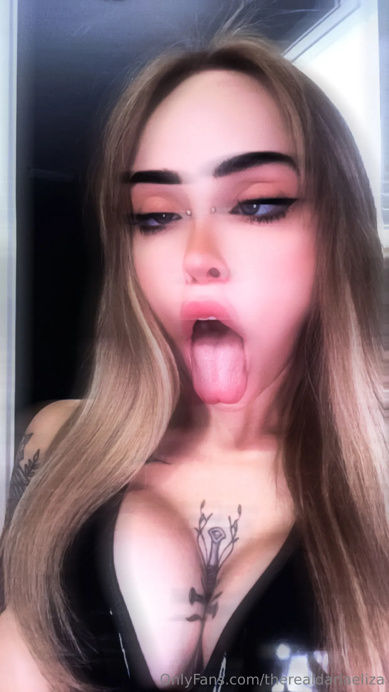 Darla Eliza OnlyFans exclusive photo 3 - therealdarlaeliza premium content