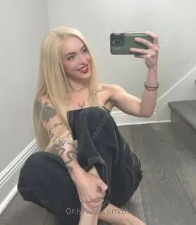 Darla Eliza OnlyFans exclusive photo 1 - therealdarlaeliza premium content