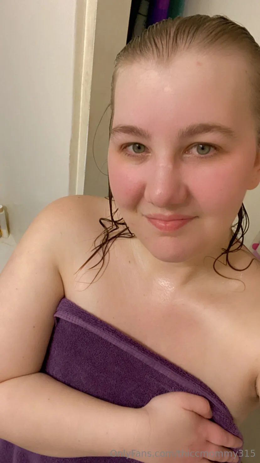 ThiccMommyWithABody’s Video Store OnlyFans exclusive photo 10 - thiccmommy315 premium content