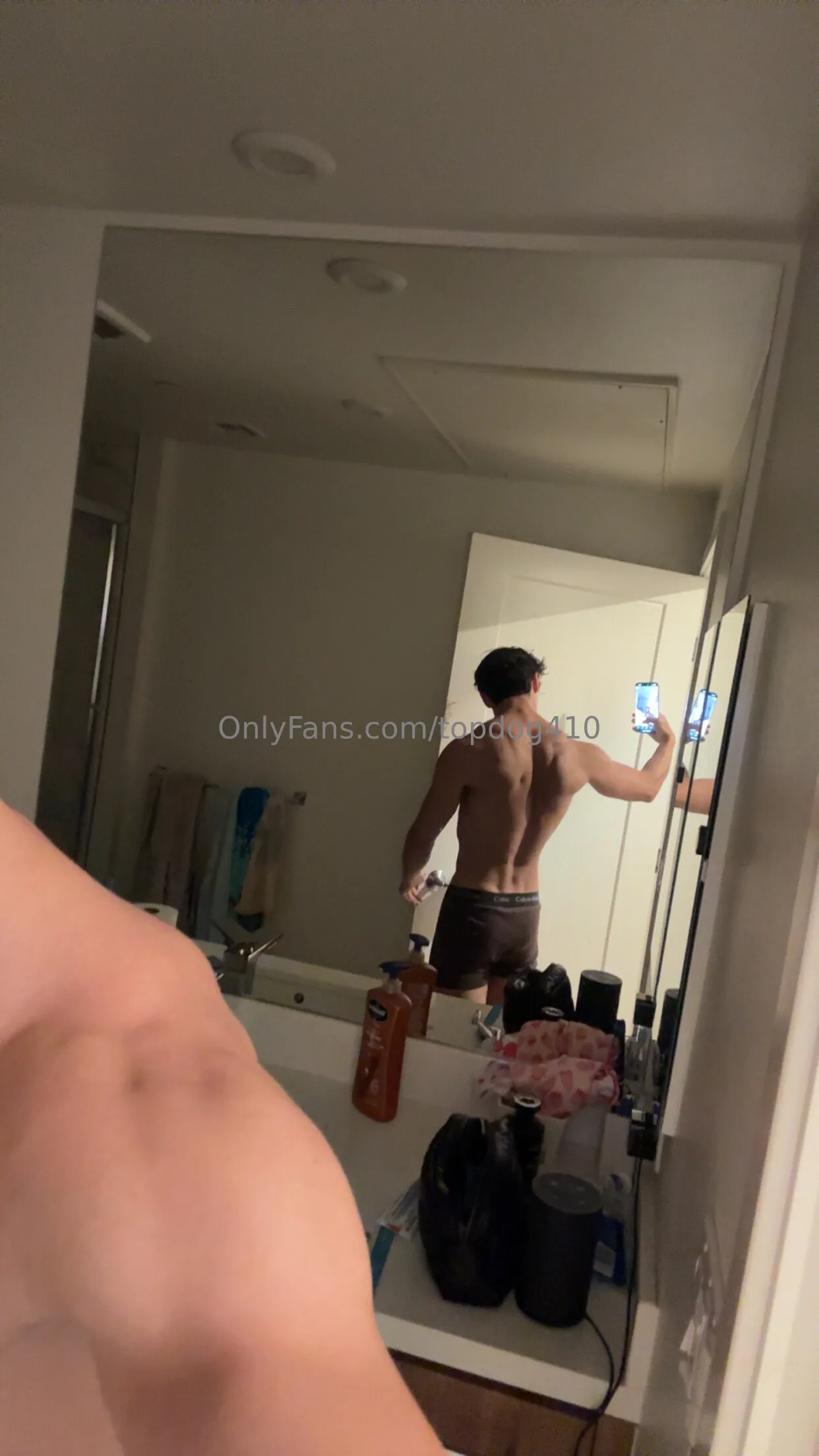 Chris 😏 OnlyFans exclusive photo 19 - topdog410 premium content