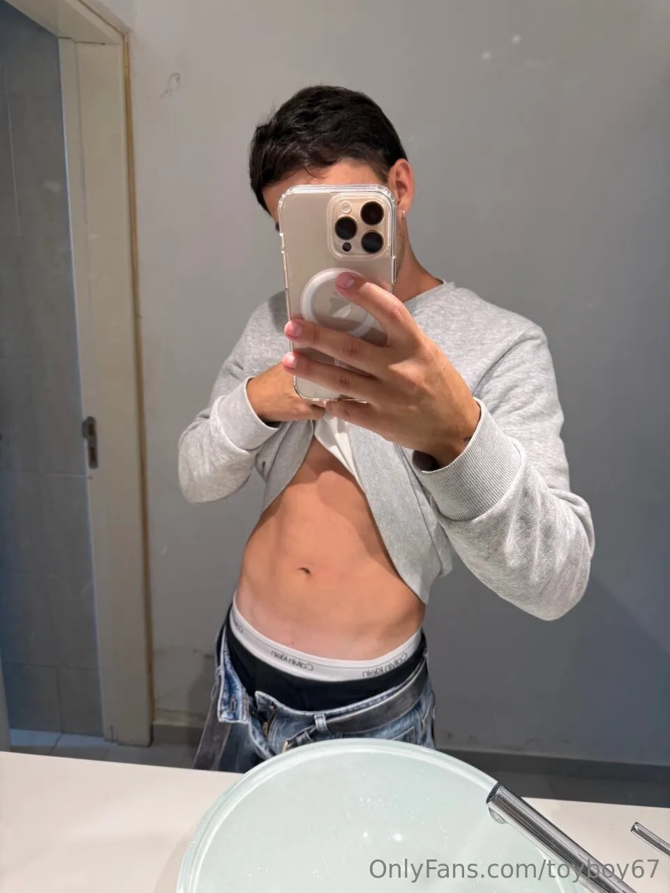 HOT BOY😈 OnlyFans exclusive photo 2 - toyboy67 premium content