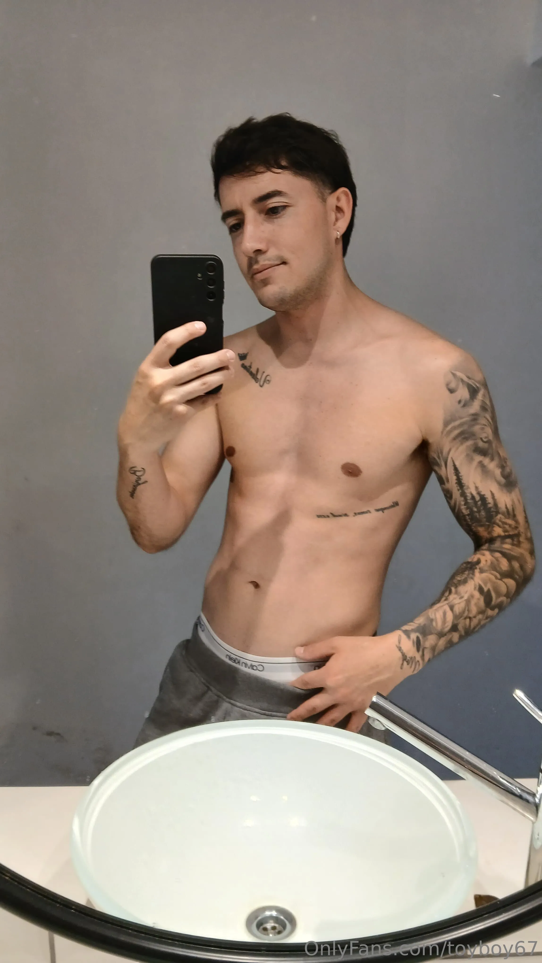 HOT BOY😈 OnlyFans exclusive photo 1 - toyboy67 premium content