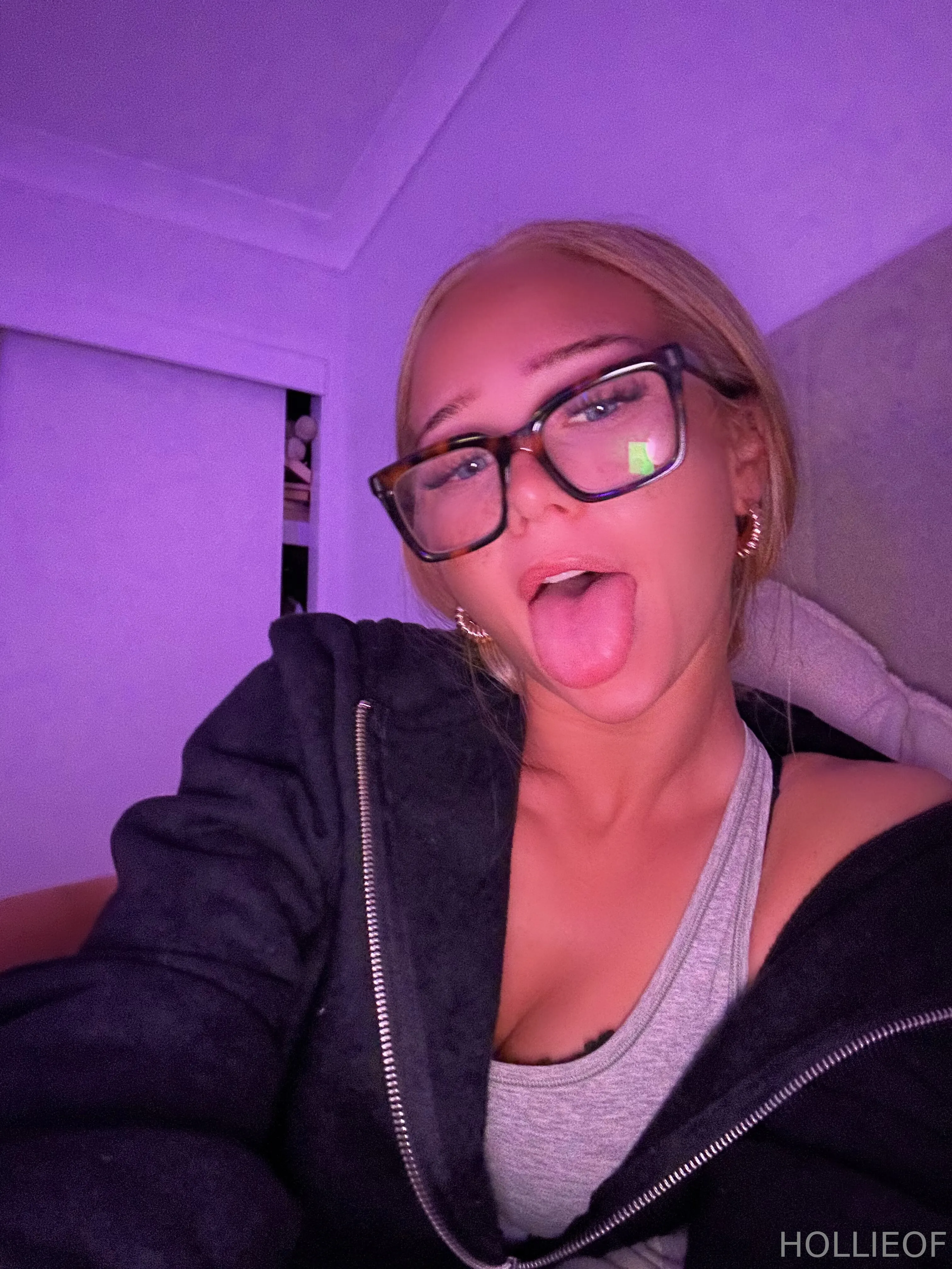 Hollie 👧🏼💘 OnlyFans exclusive photo 14 - urfavehollie premium content