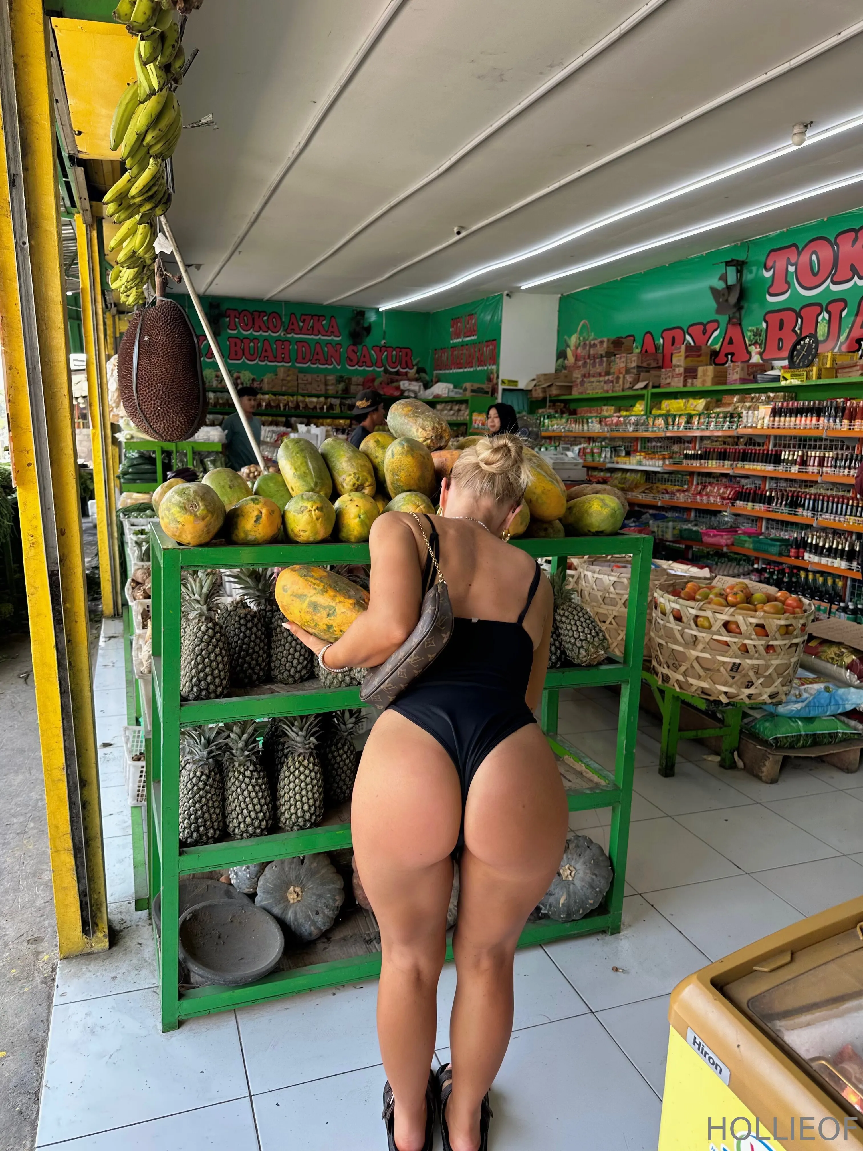 Hollie 👧🏼💘 OnlyFans exclusive photo 12 - urfavehollie premium content