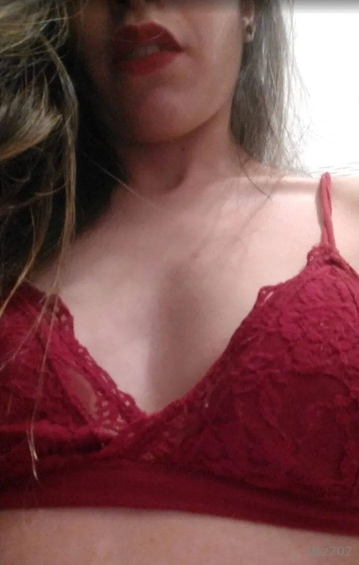 Vanessa OnlyFans exclusive photo 4 - vanez202 premium content