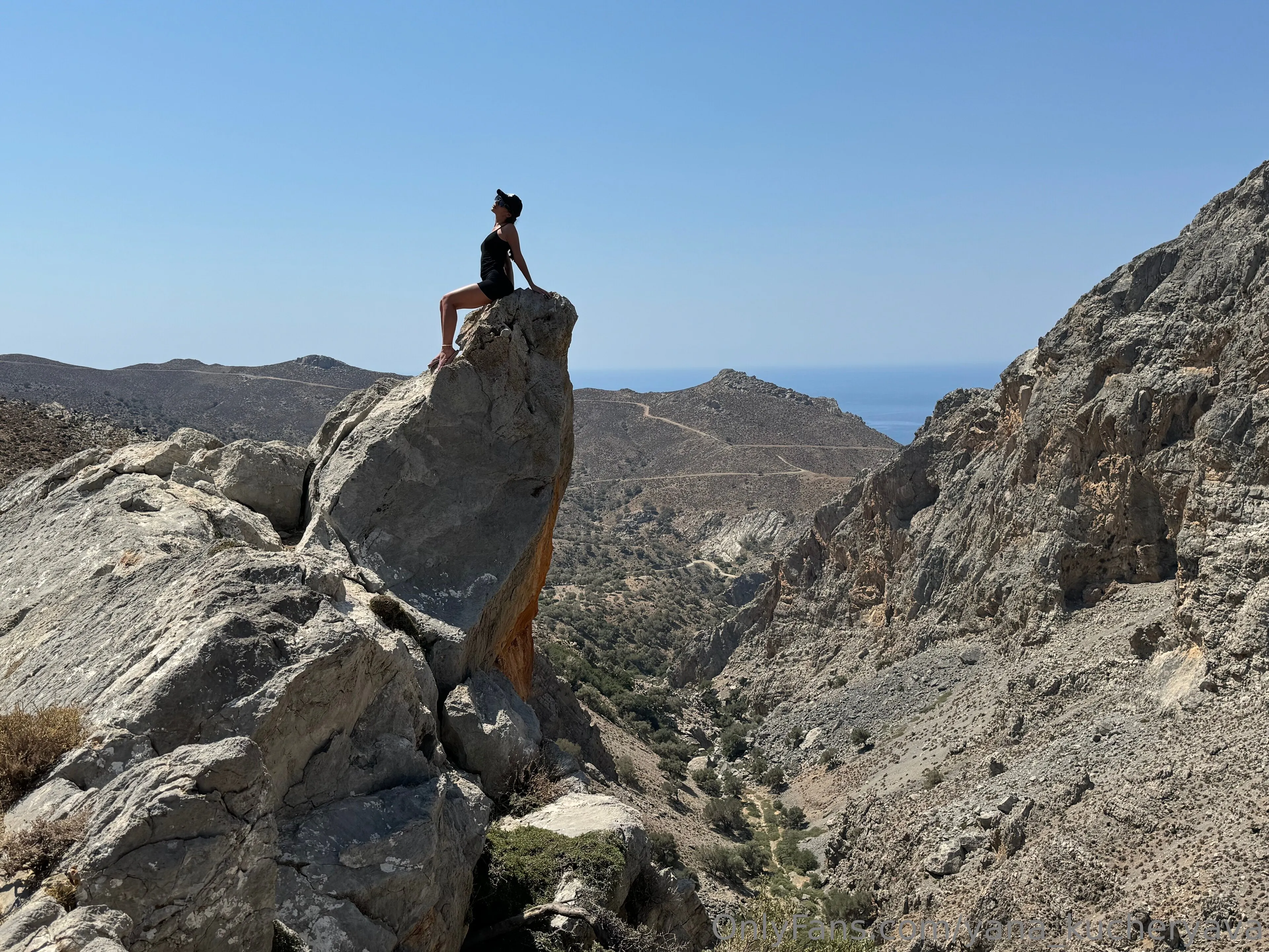 Yana Kucheryava OnlyFans exclusive photo 34 - yana_kucheryava premium content