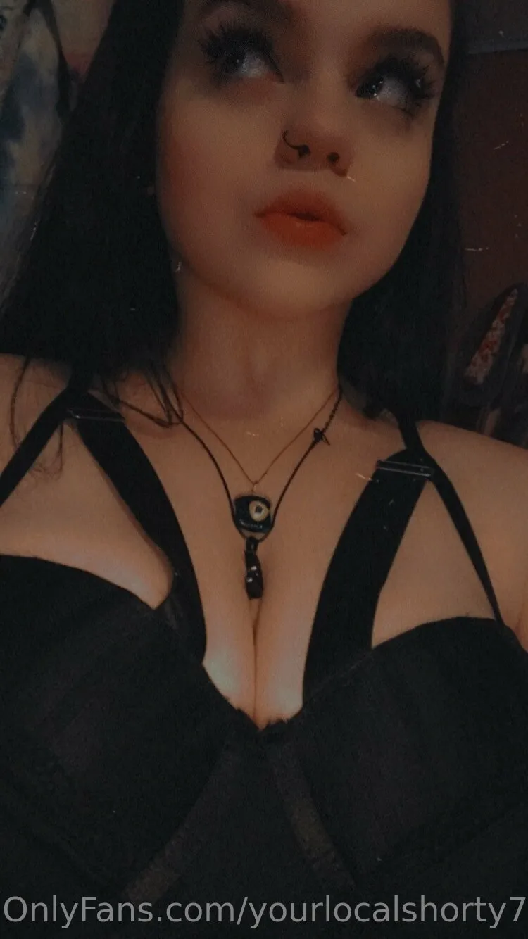 Serenity Short OnlyFans exclusive photo 10 - yourlocalshorty710 premium content